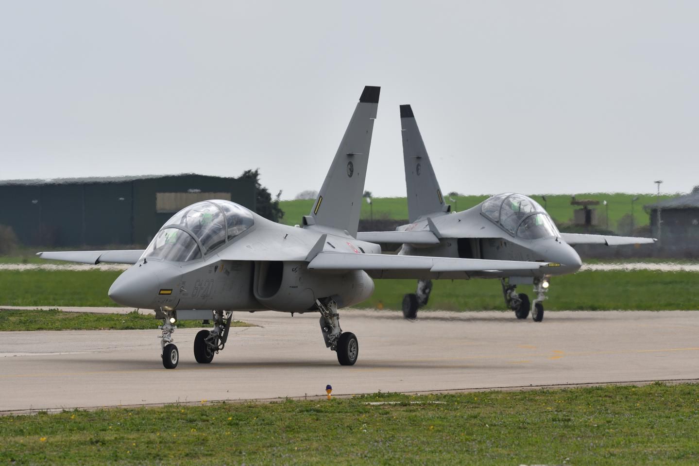 萊昂納多 M-346 教練機飛行