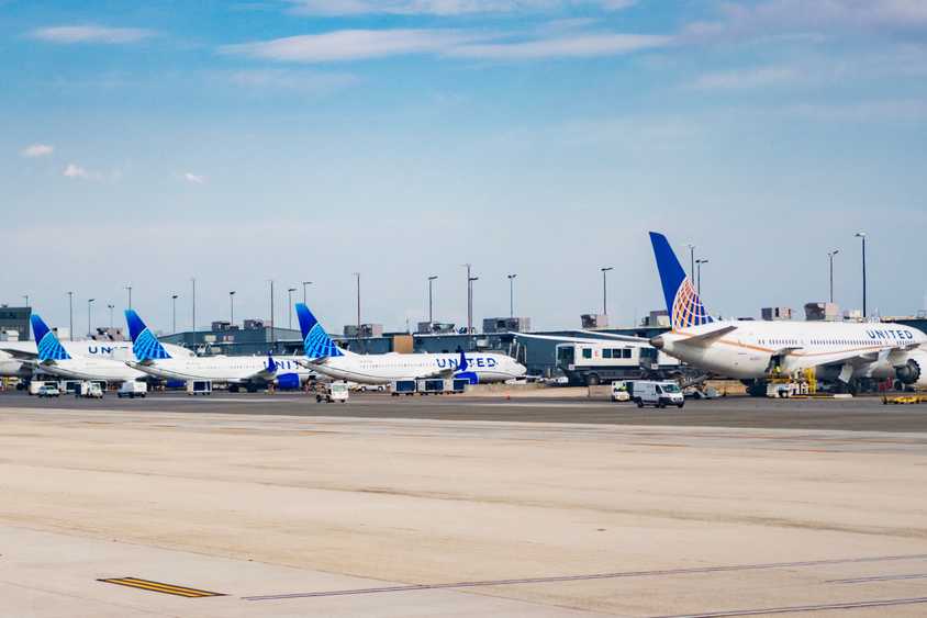 United Airlines aircraft at IAD shutterstock_2516170055