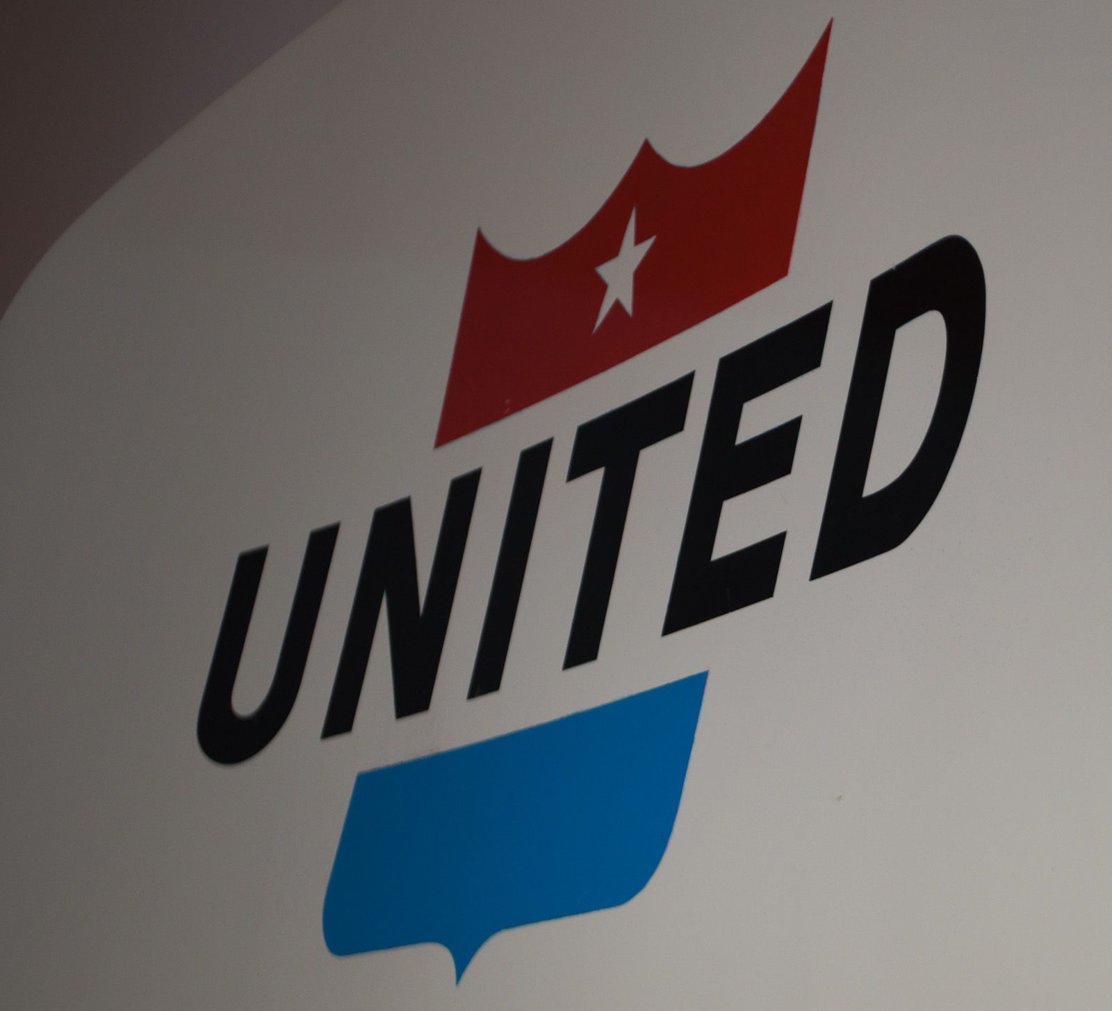 United Airlines logo