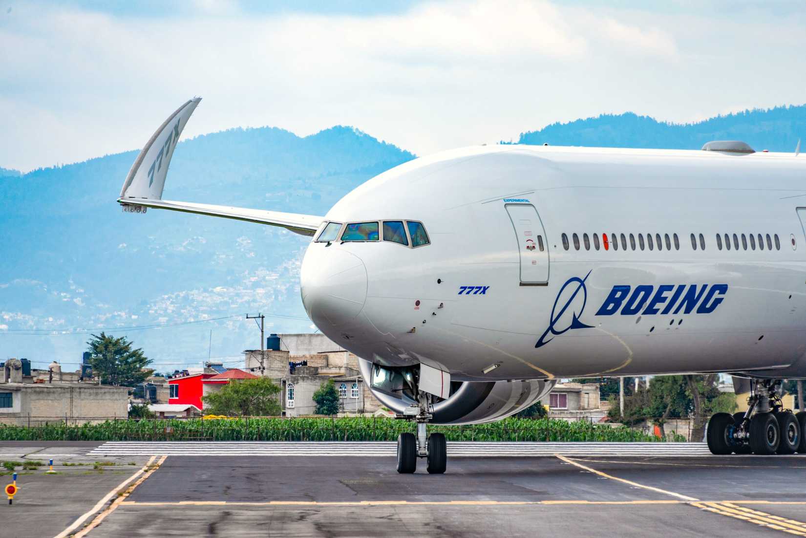 Boeing 777-8 Vs 777-9: What's The Difference?