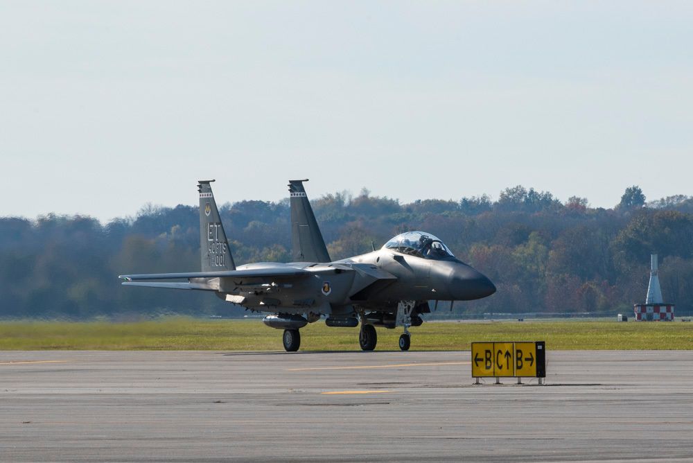 2021年11月8日，F-15EX戰鬥機在俄亥俄州賴特 - 帕特森空軍基地的位置