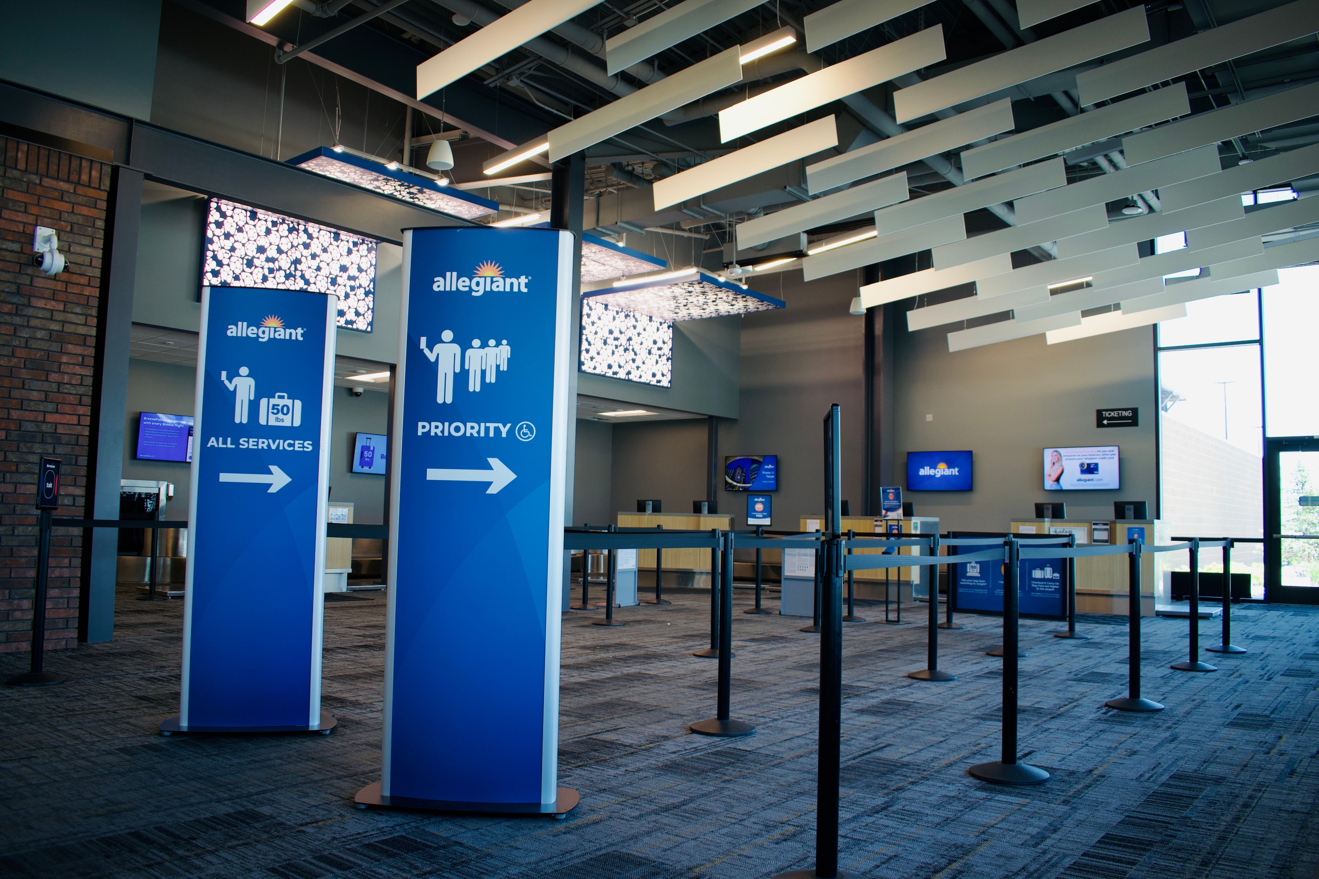 Provo Airport Inside