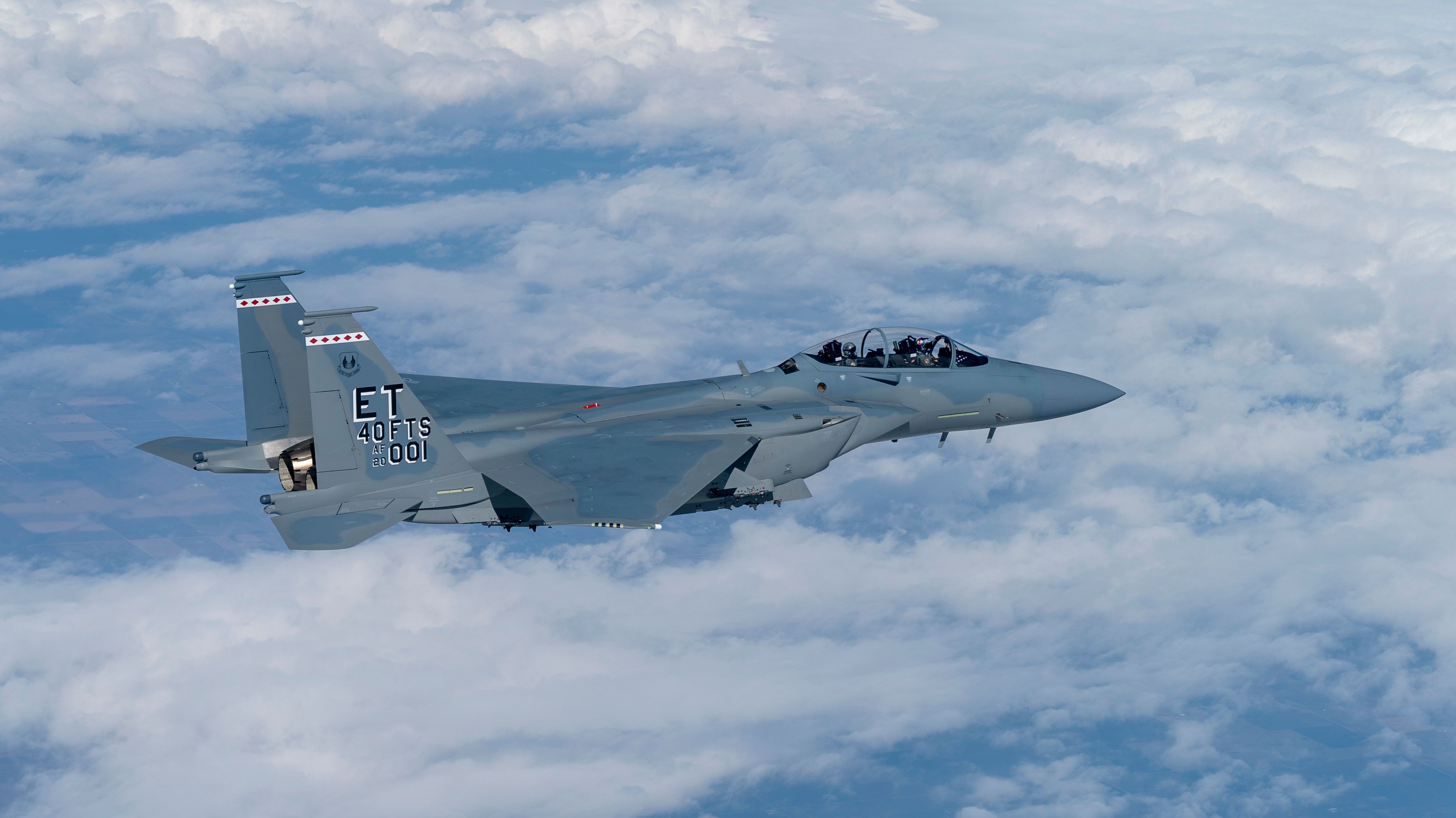 Quadron Aircrews和測試人員將共同完成F-15EX的共同發育和運營測試
