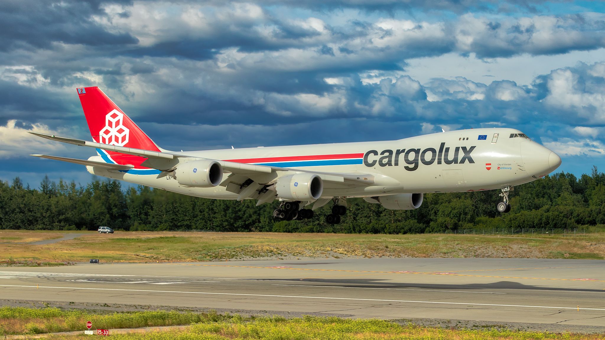 Cargolux 747著陸