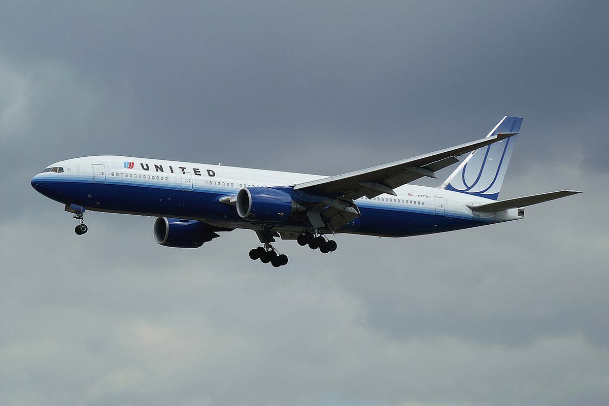 航空機・ヘリコプター Boeing 777-200 United Airlines 1/200 ✈️ ✨United Airlines ​⁠777-200 ✨- First Class Cabin Tour
