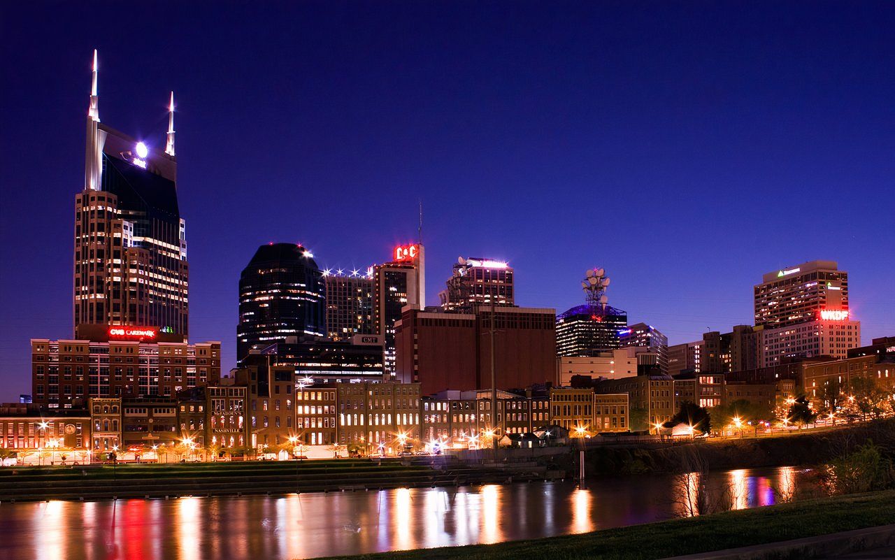 1280px-Nashville_skyline_2009