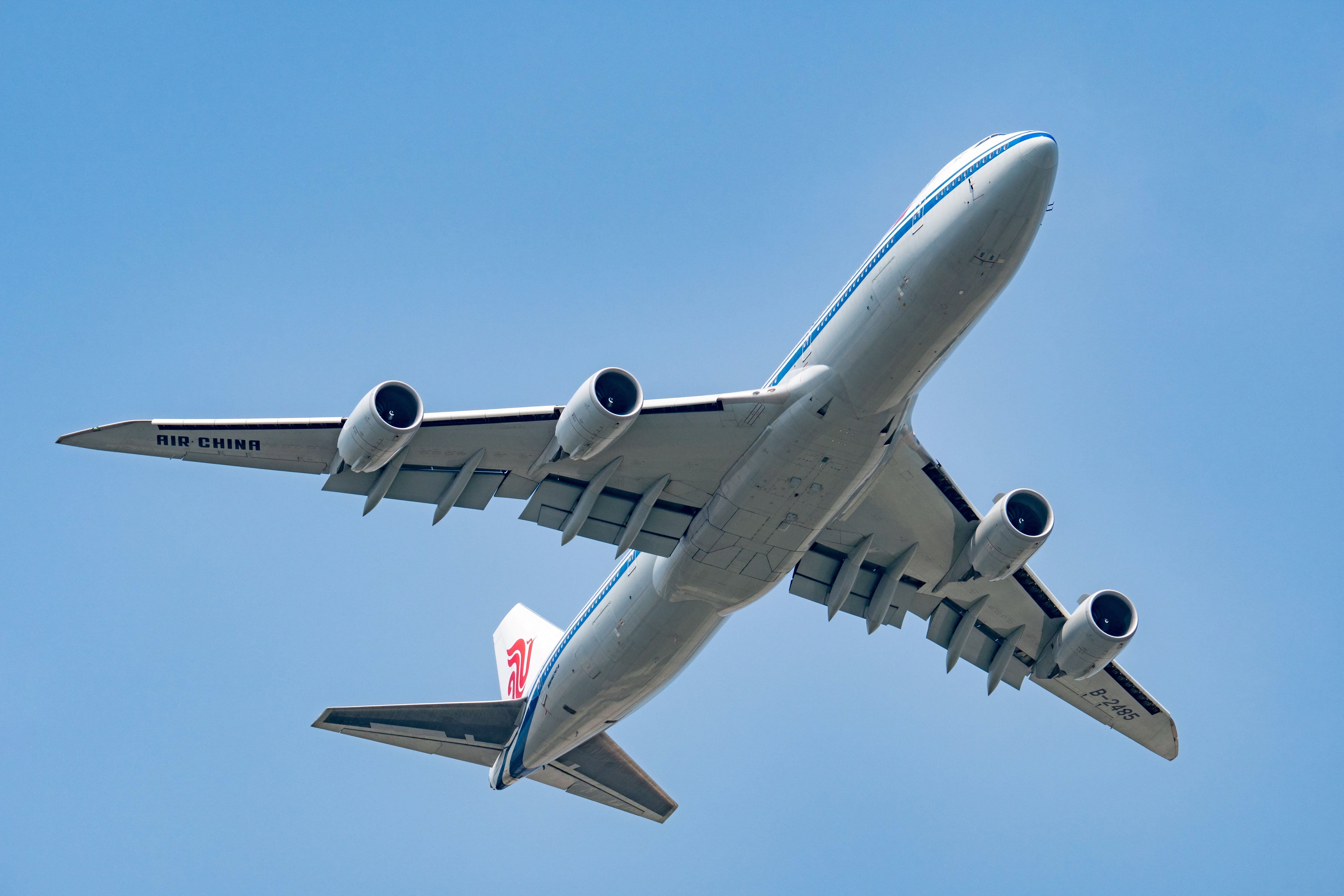 空氣中國波音747-8 Shutterstock_2360214429