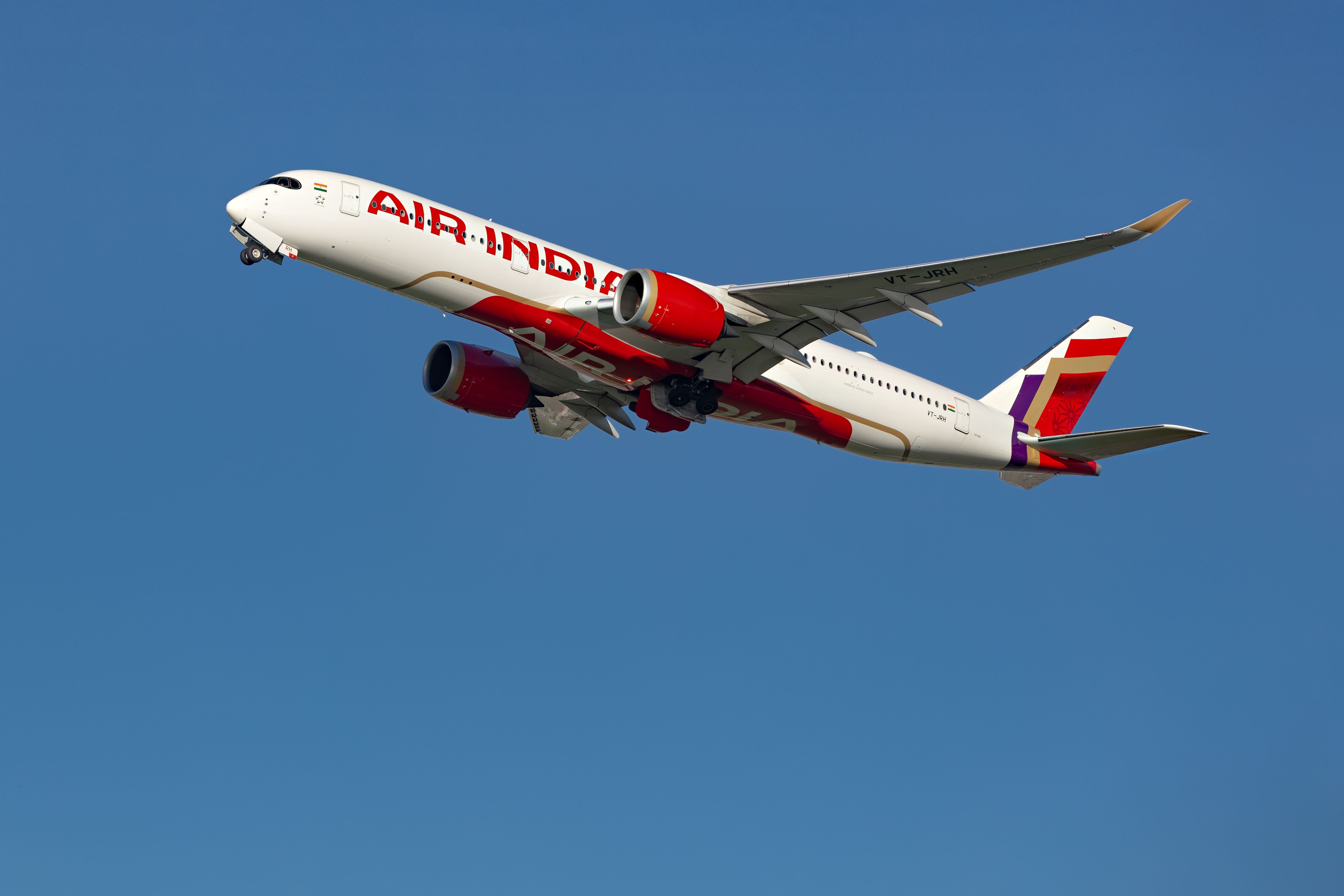 Report: Air India Considering Order For 30-40 Planes Including Boeing 777X & Airbus A350s