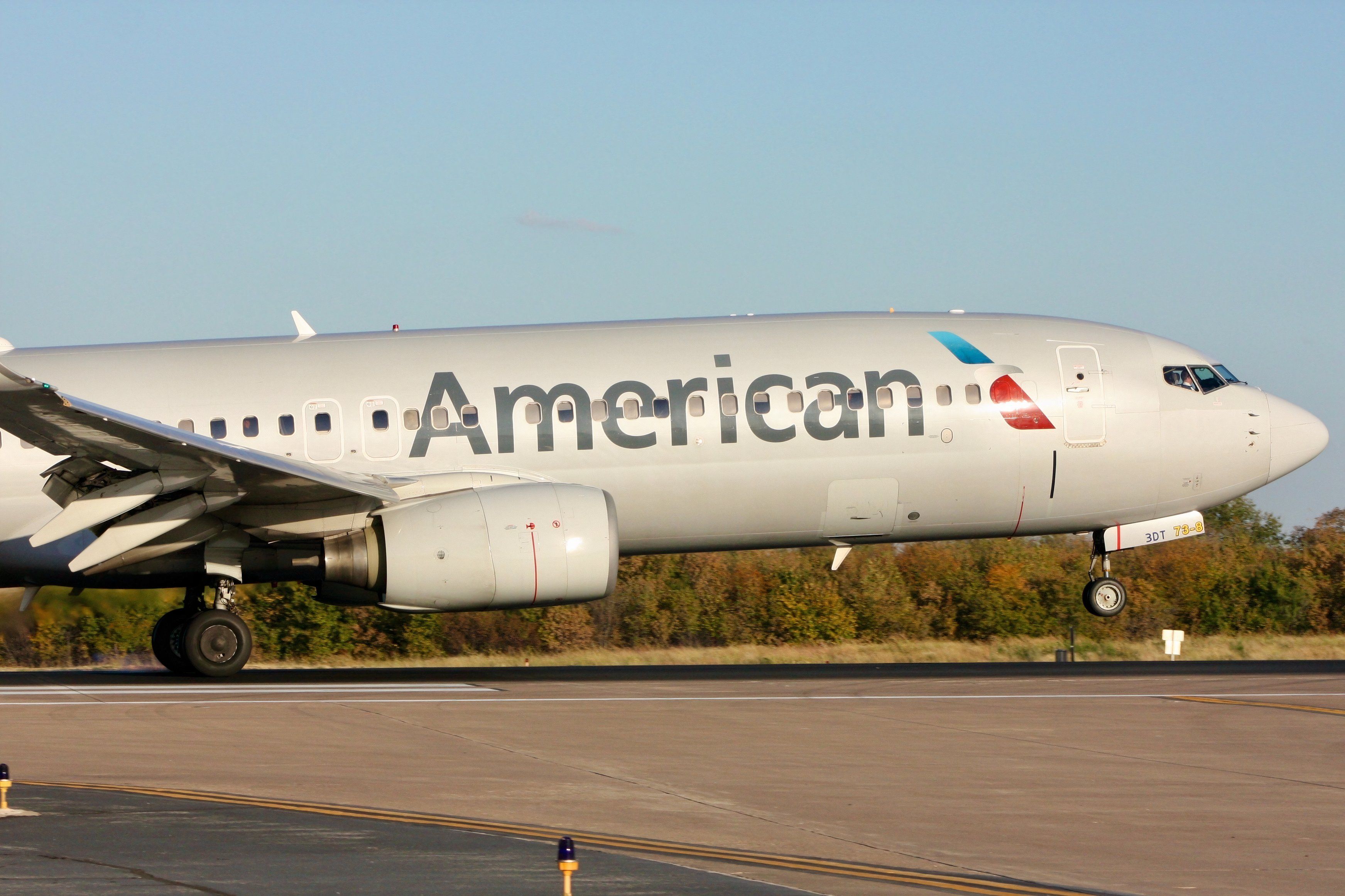 American Boeing 737-800 shutterstock_2540206749