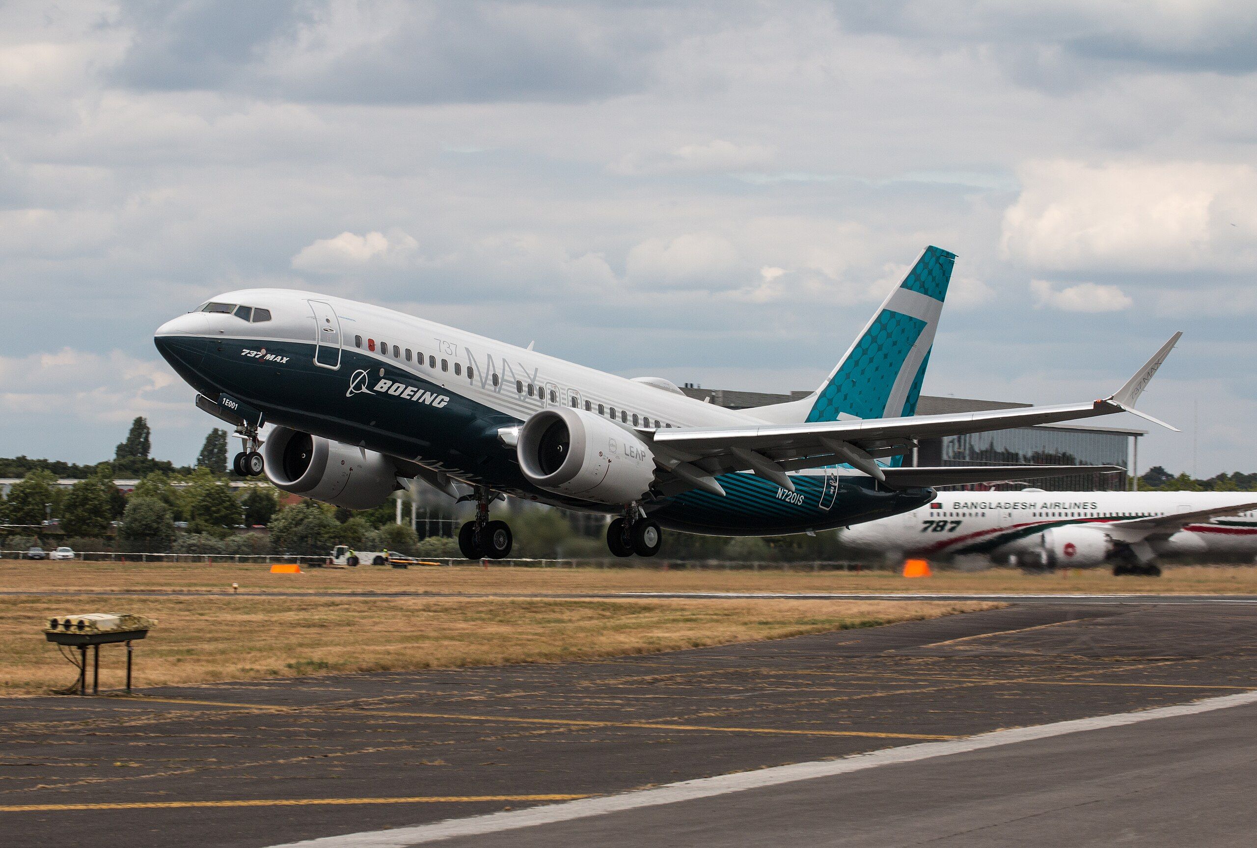 EGLF_-_Boeing_737_Max_-_N7201S_(43507196912)