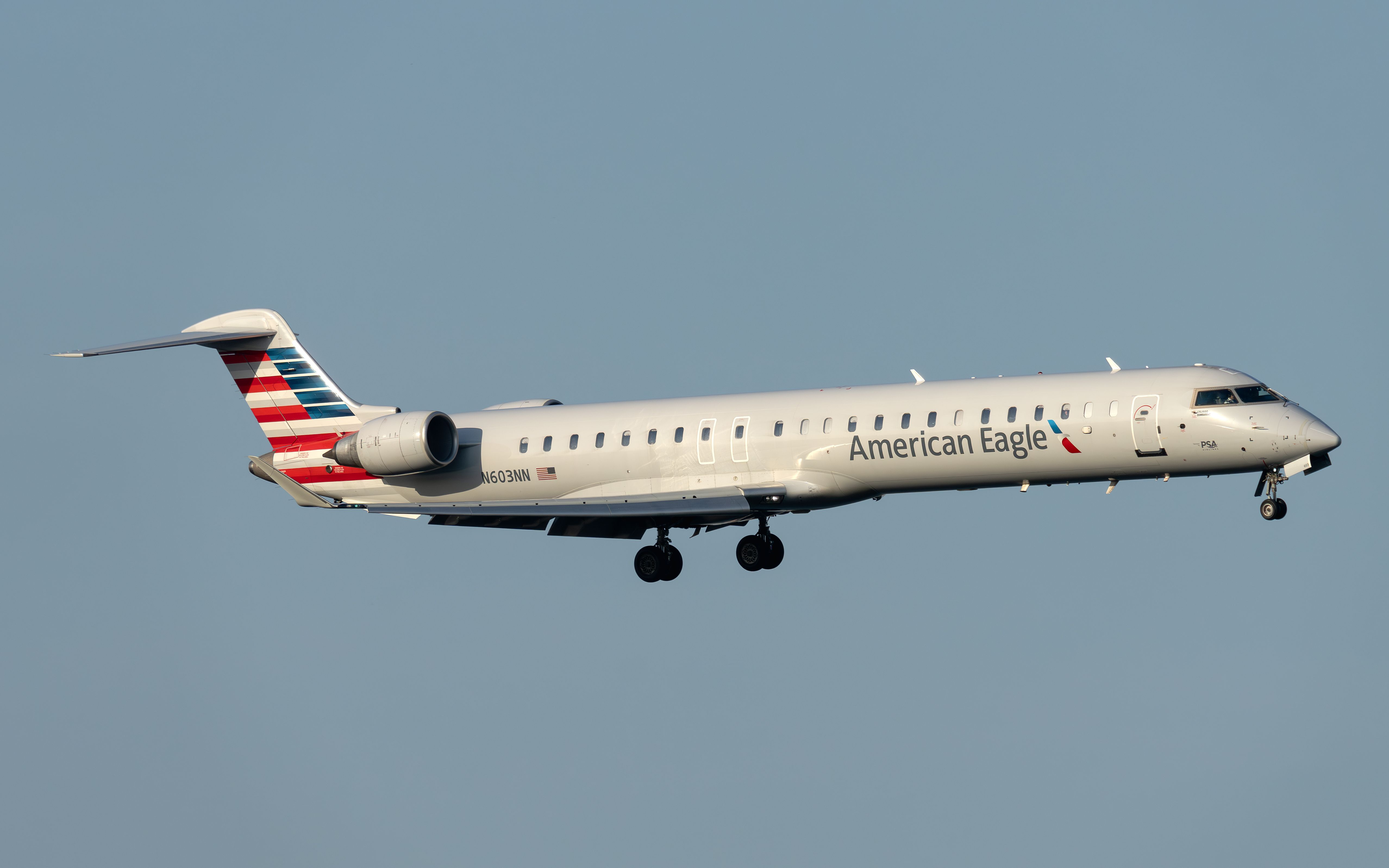 N603NN American Eagle Mitsubishi CRJ-900LR