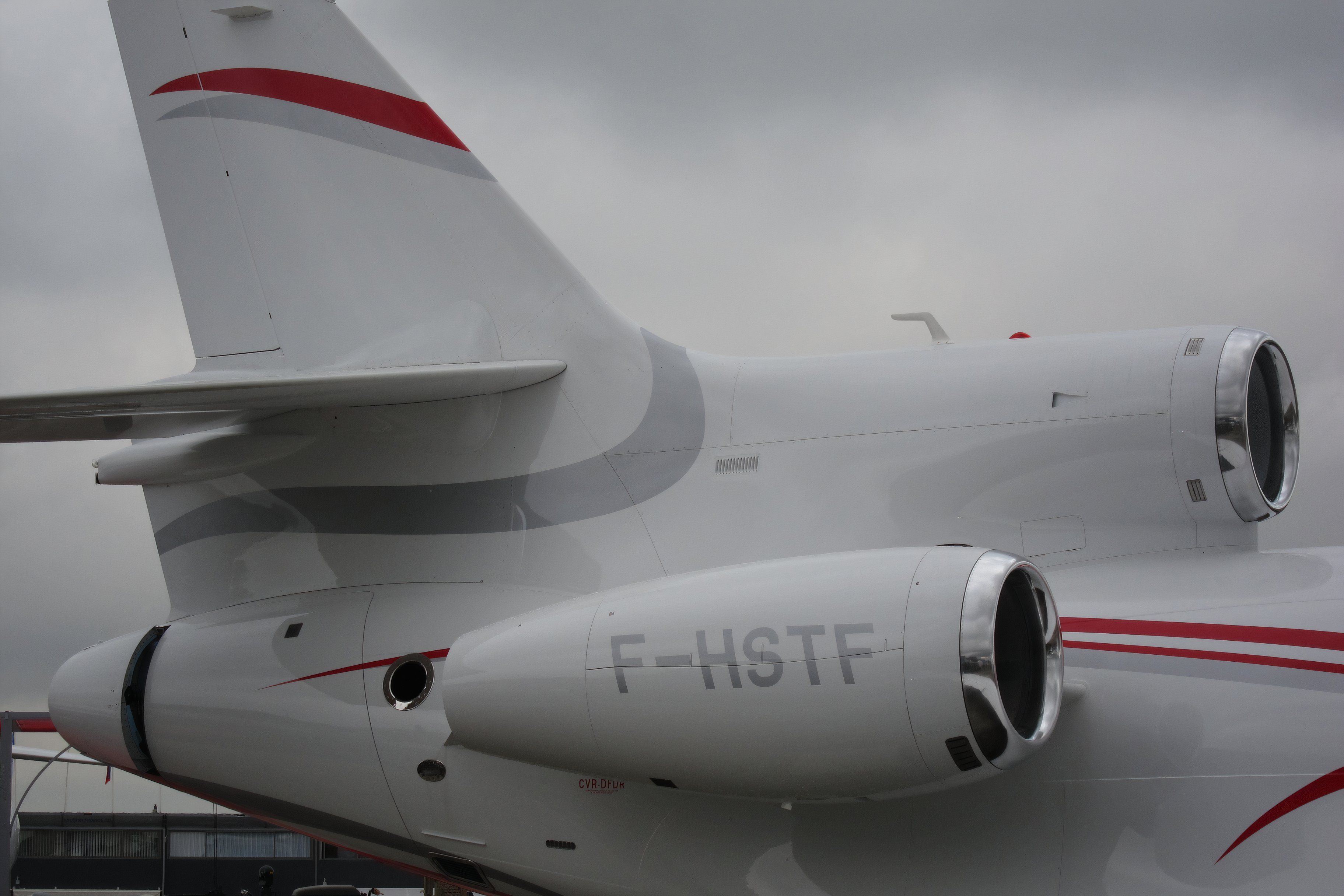 How Much Does A Dassault Falcon 7X Cost In 2025?