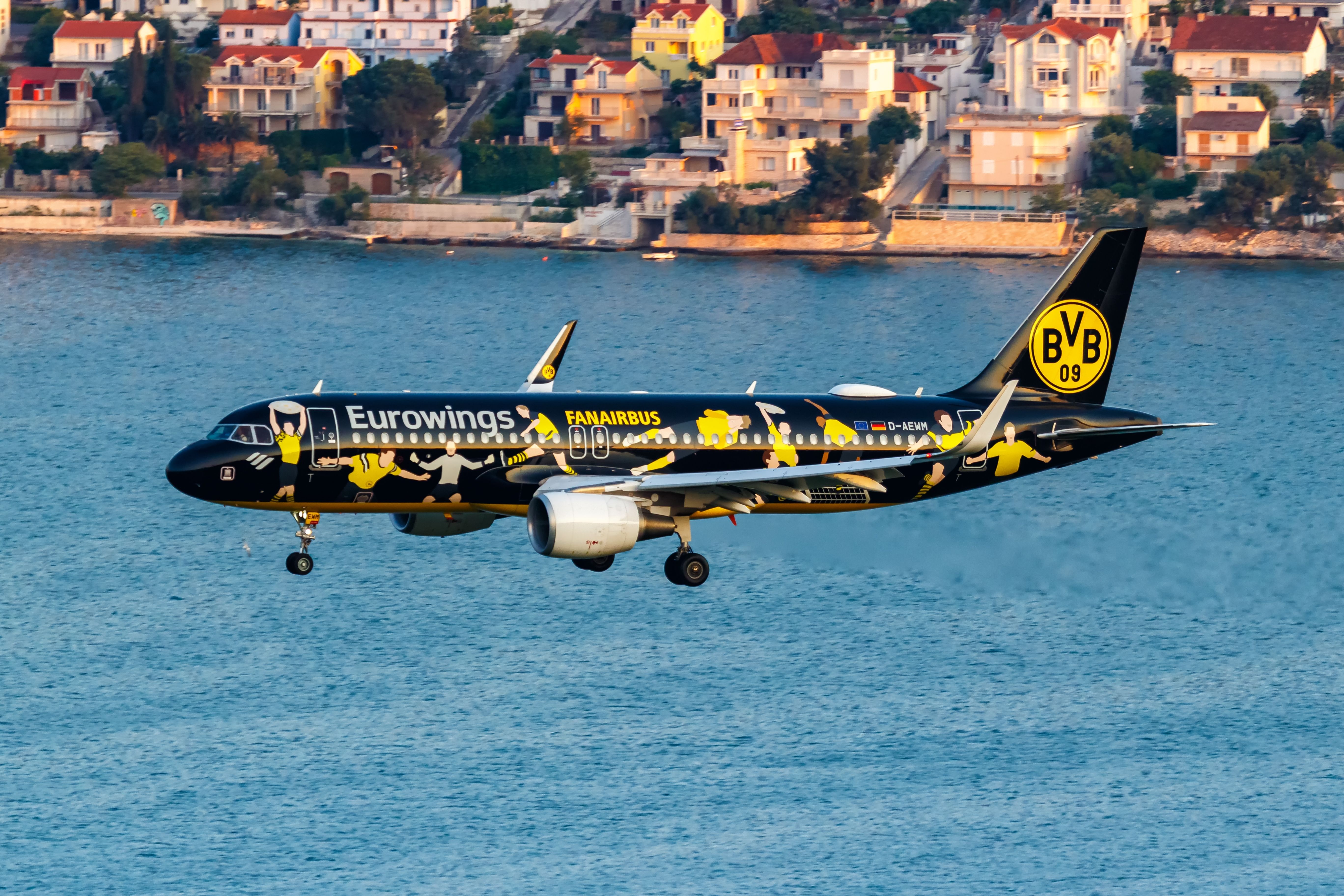 Eurowings A320 BVB Livery Landing In Split