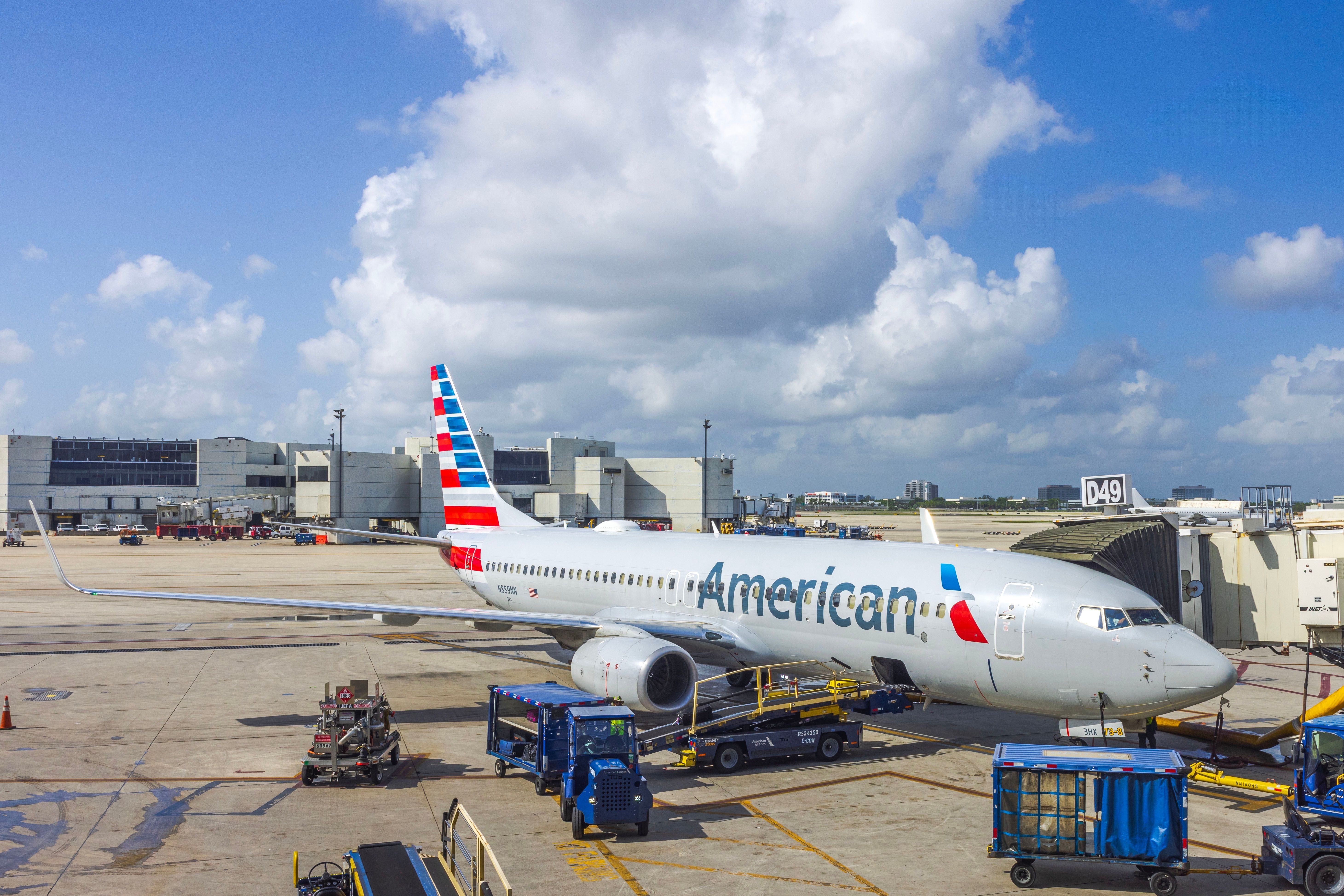 An American Airlines Boeing 737 parked at a gate