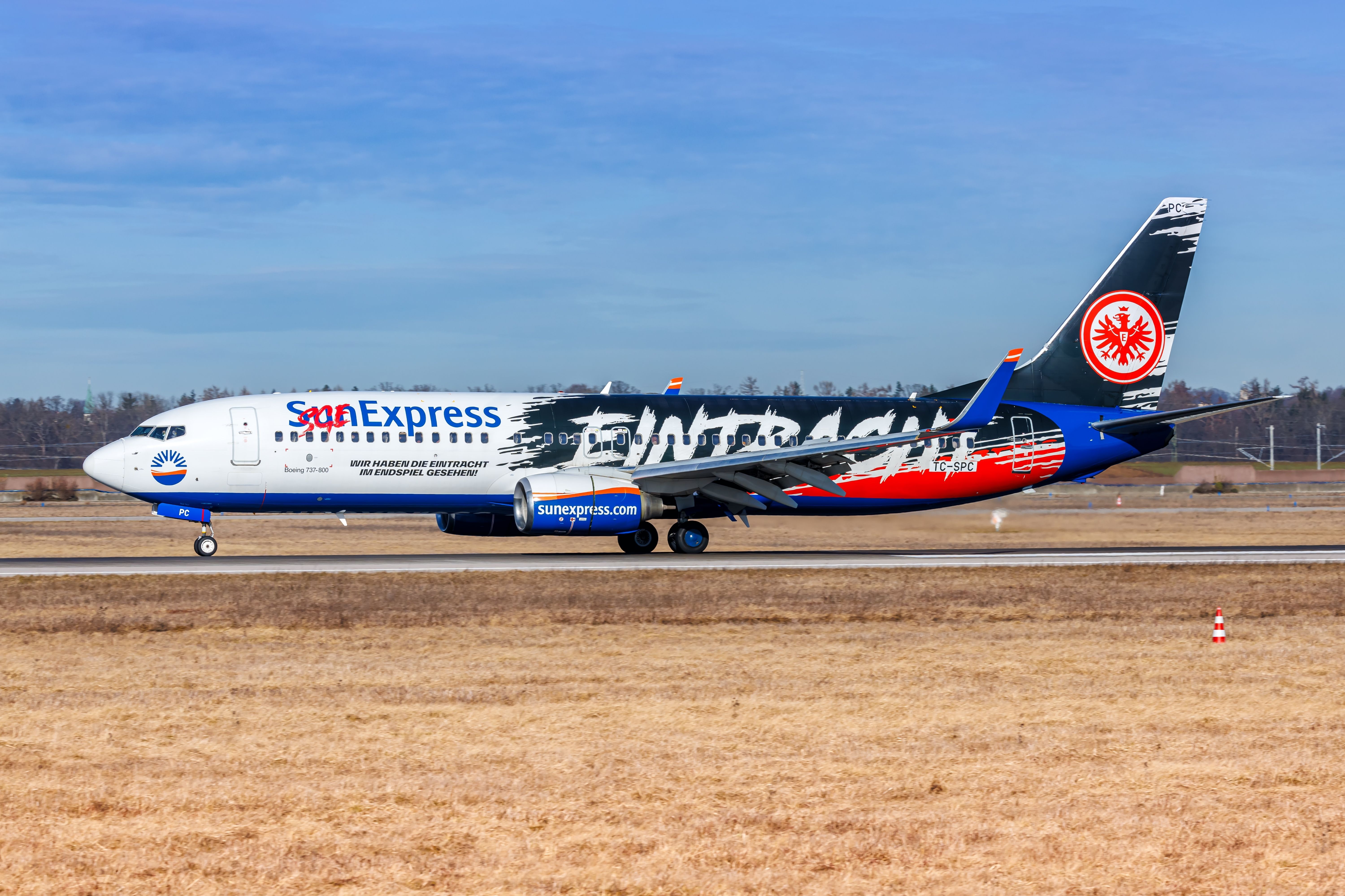 SunExpress 737 Taxiing In Stuttgart