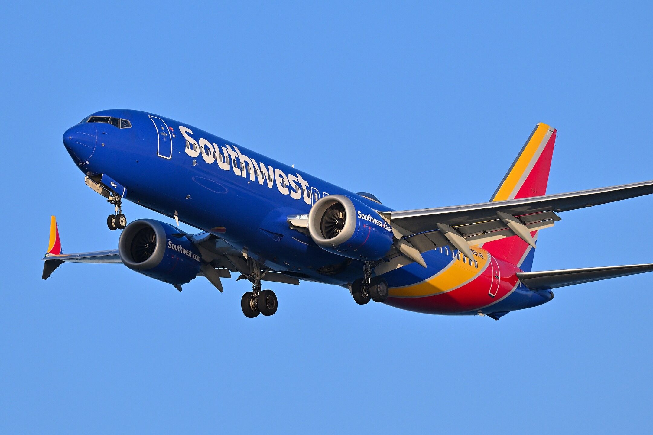 Southern West Airways Boeing 737 is 8