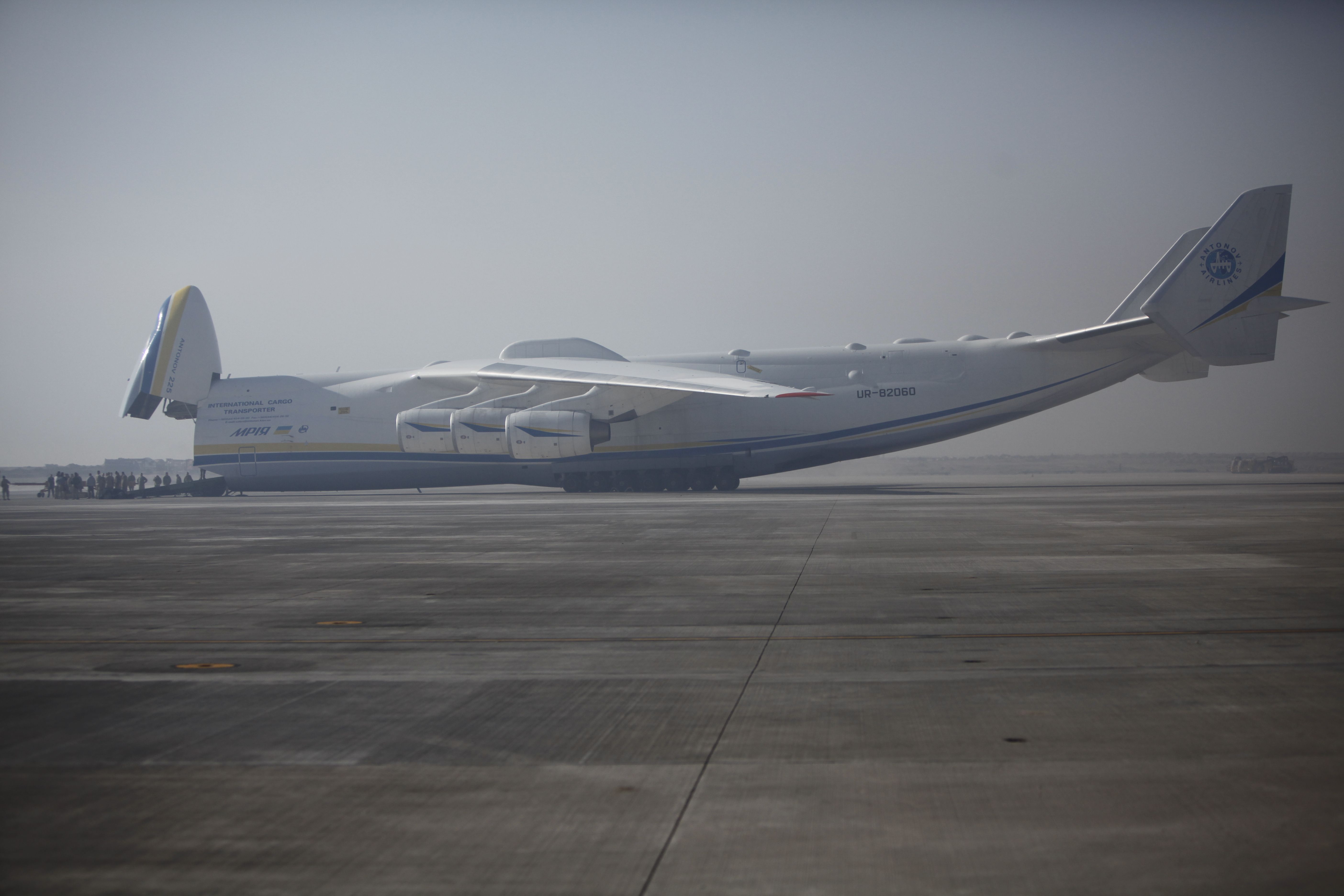 3月7日，安東諾夫AN-225在阿富汗的堡壘營地。