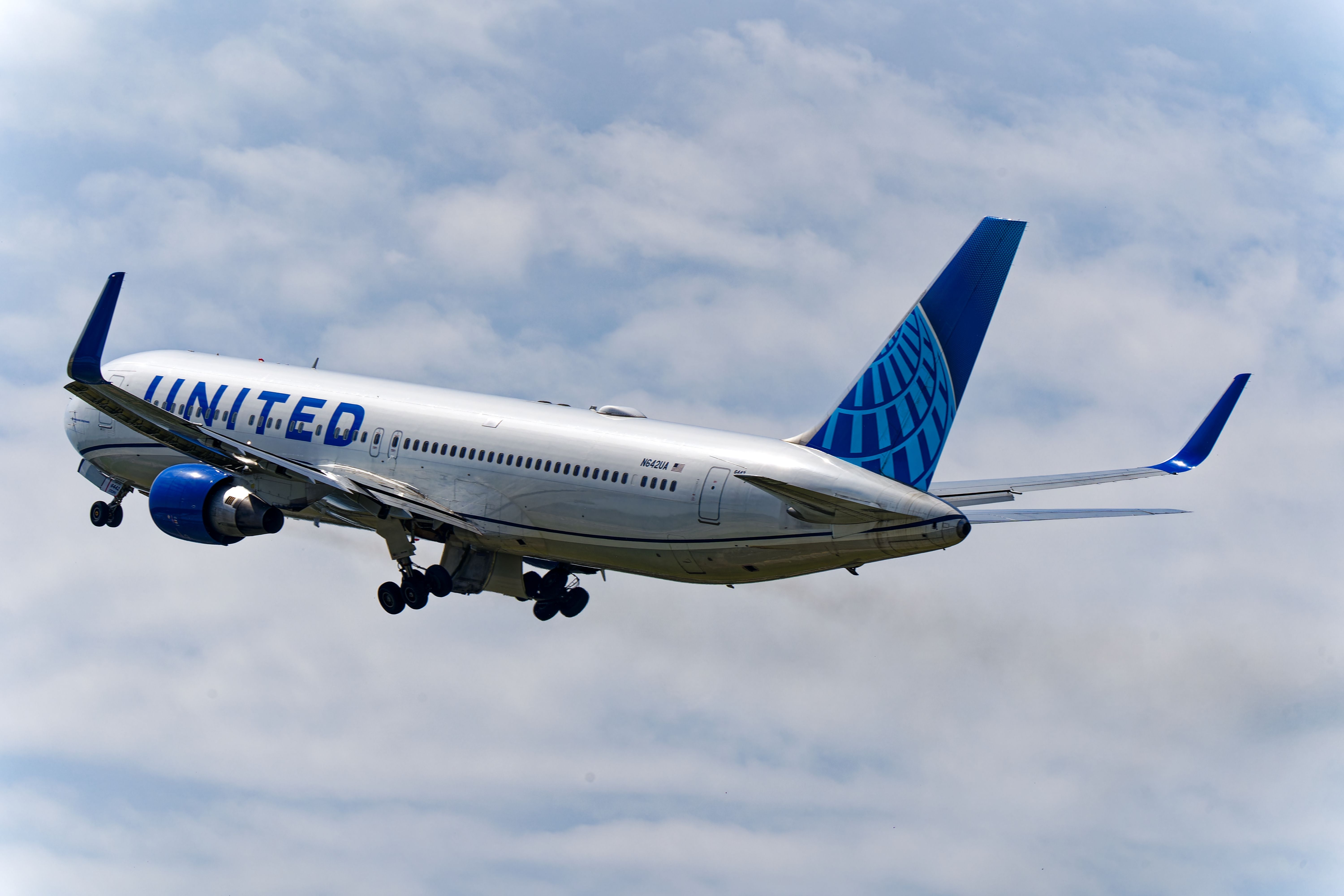 United Airlines Boeing 767-300ER departing ZRH shutterstock_2496129241