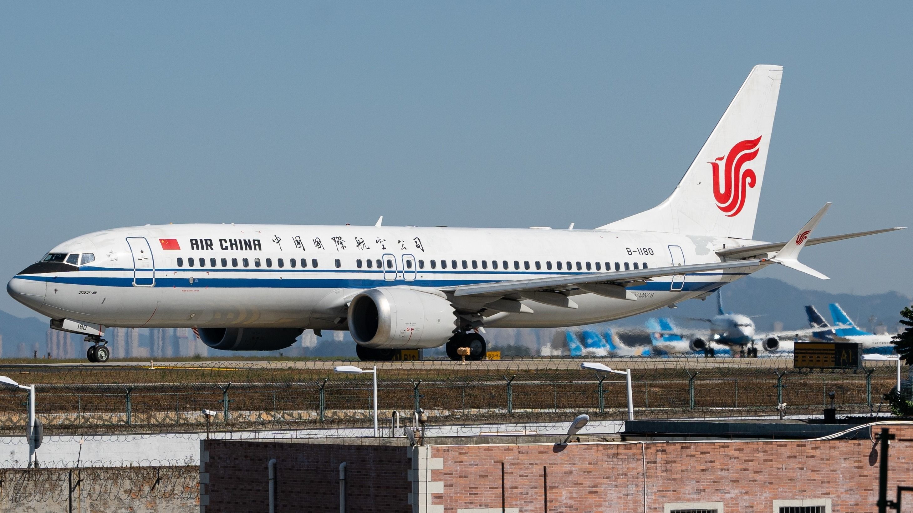 Government Orders Chinese Airlines To Stop Boeing Deliveries Amid Trump Trade War