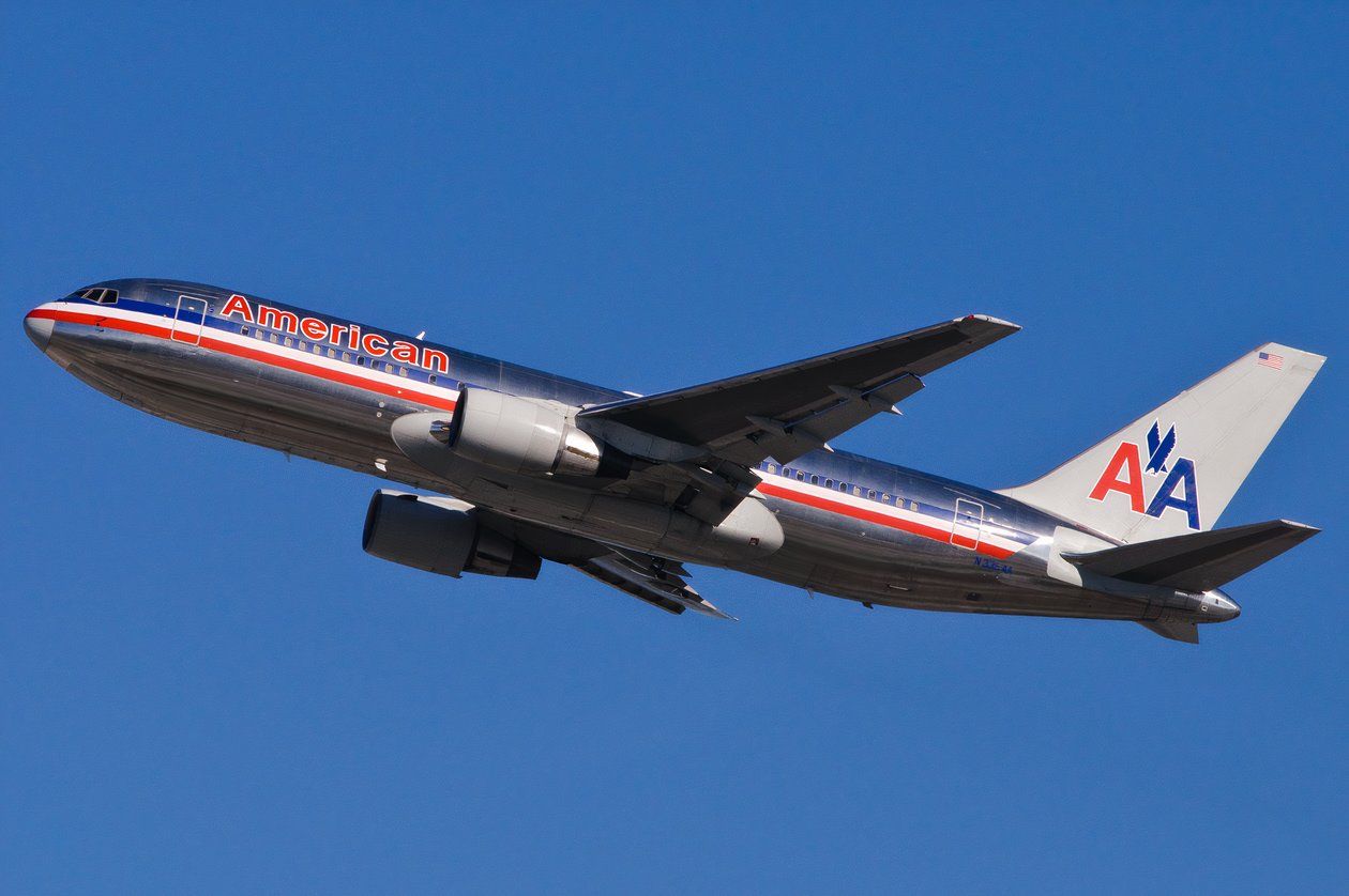 Why American Airlines' Bare Metal Planes Were The Perfect Airline Livery