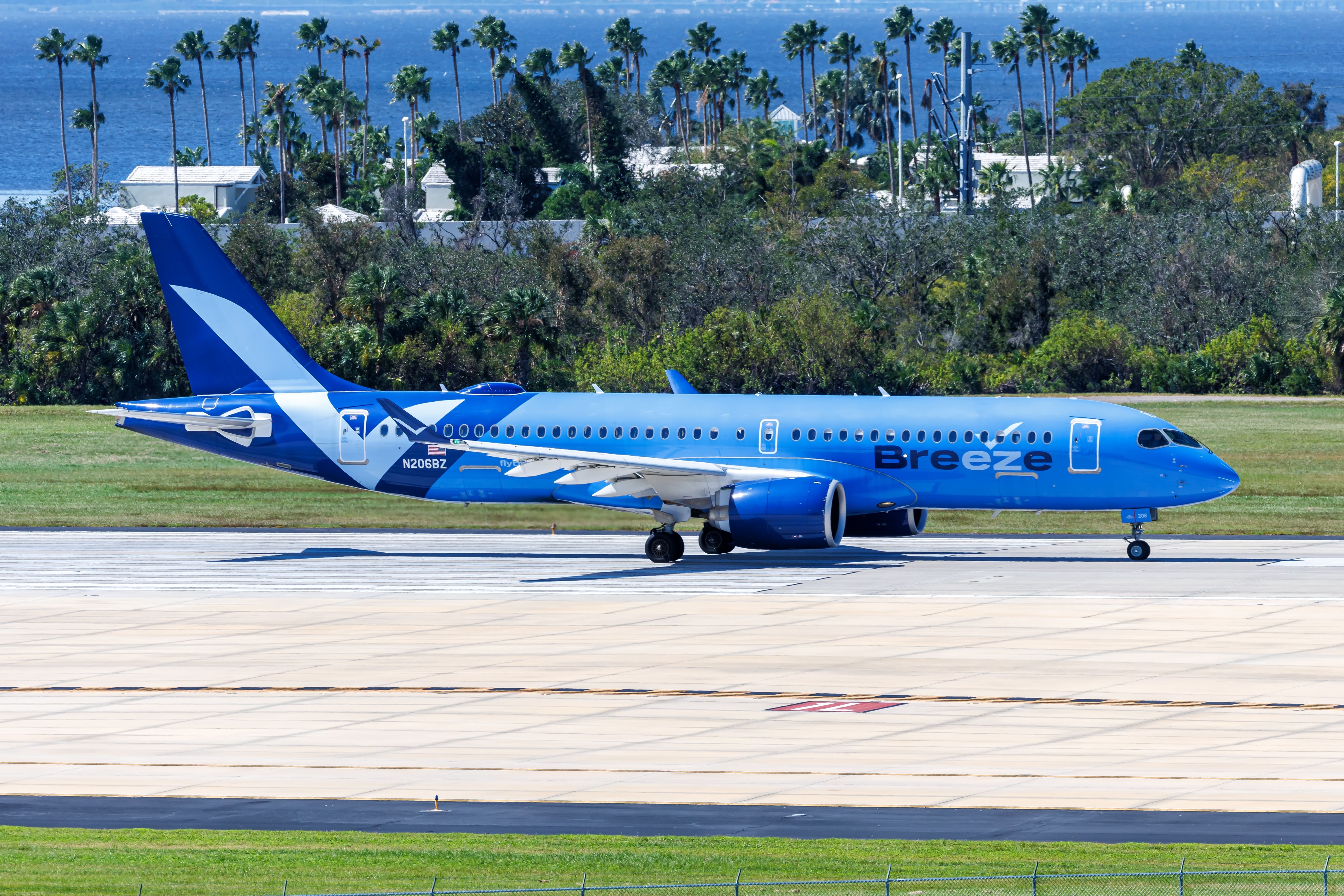 Breeze Airways Airbus A220-300 in TPA Shutterstock_2548947673