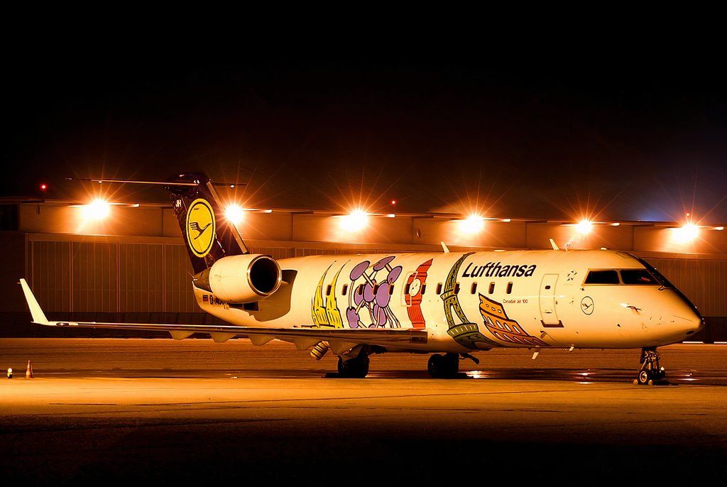 Canadair_CL-600-2B19_Regional_Jet_CRJ-200LR,_Lufthansa_(Lufthansa_CityLine)_AN0504465