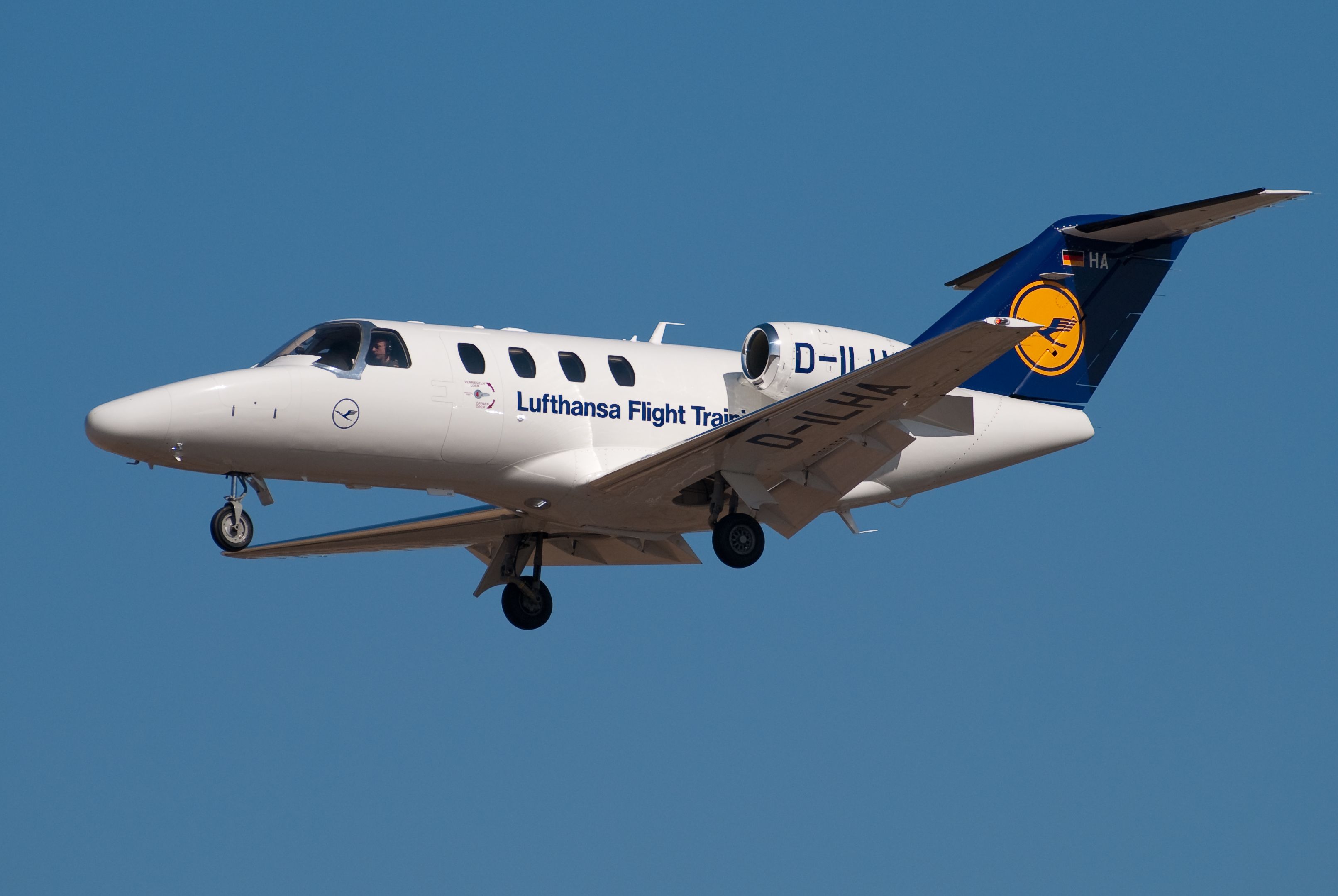 Cessna_CitationJet_CJ1_Lufthansa_(8739170738)