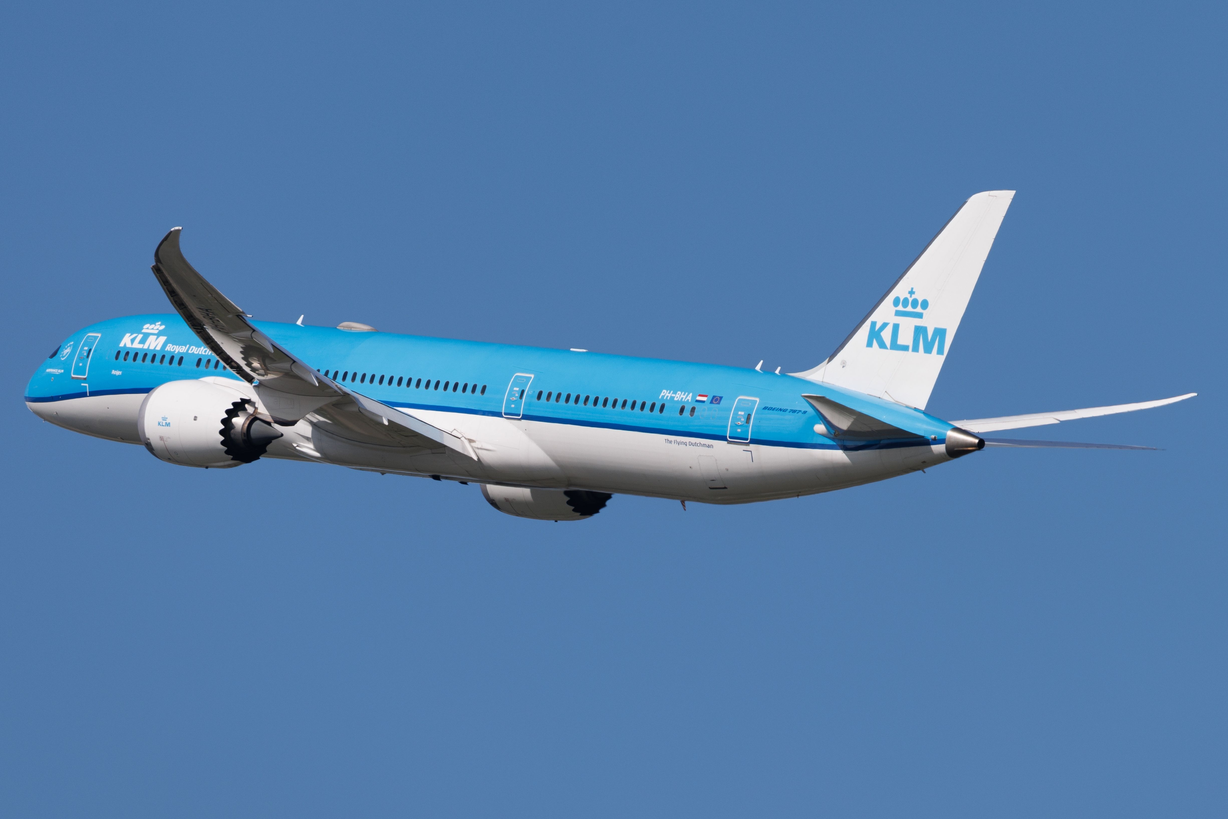 KLM Boeing 787-9 Departing AMS Shutterstock_2373250335