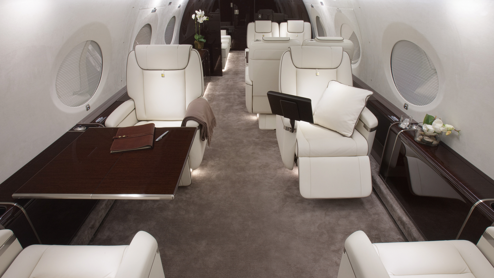 المقصورة الرئيسية لطائرة Gulfstream G650ER التابعة لشركة Korean Air Bizjet