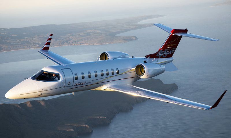 Learjet-45-midflight
