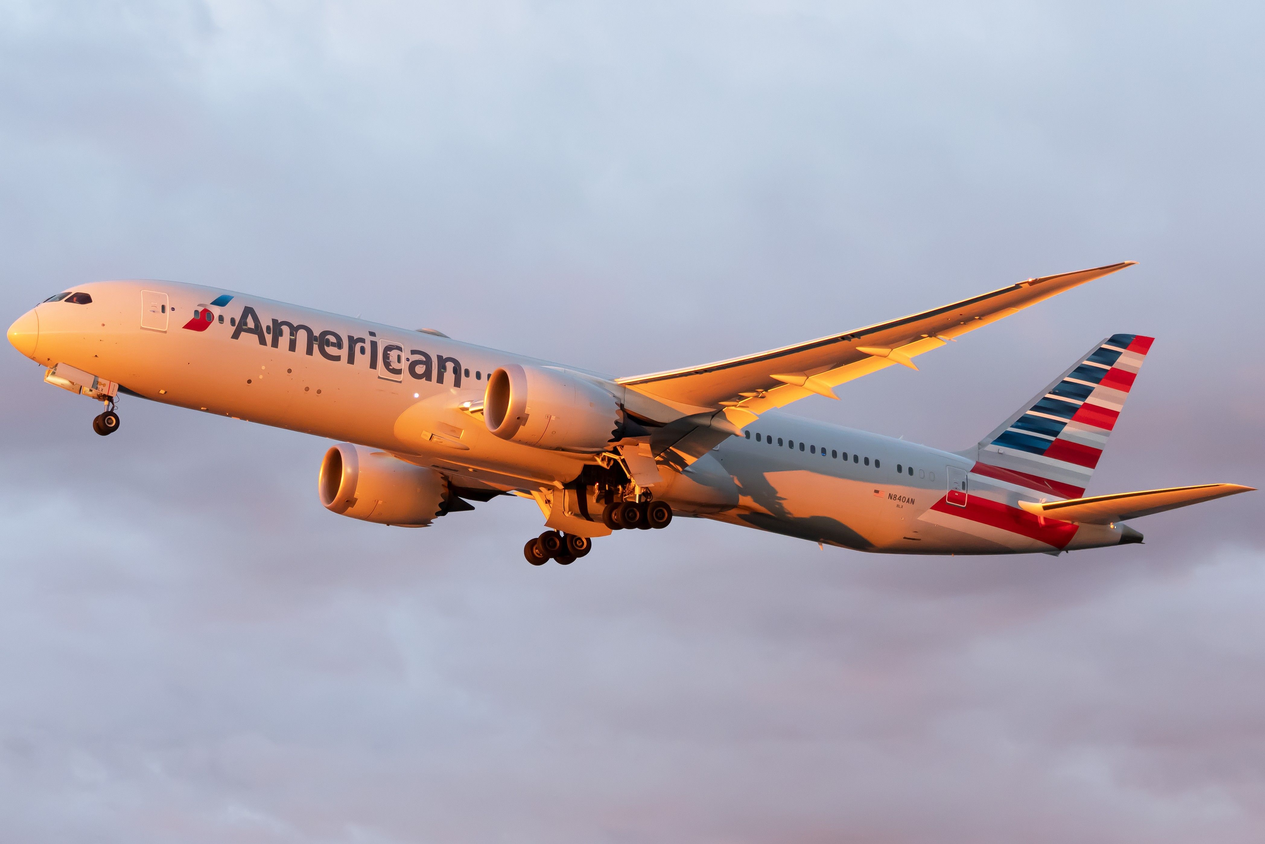 N840AN هواپیمایی آمریکایی Boeing 787-9 Dreamliner