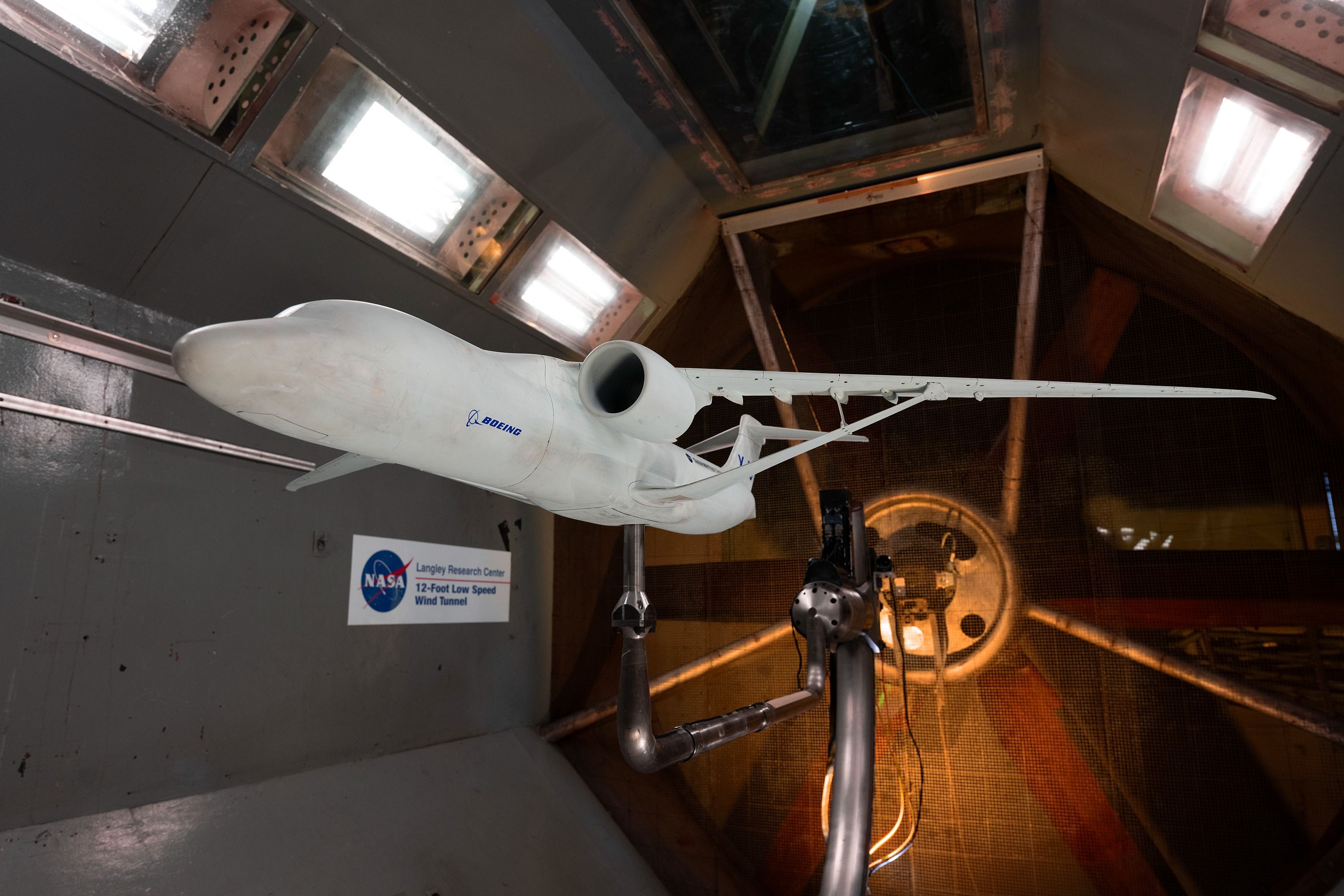 rhh-8037 - A model of the X-66 aircraft with a wingspan of almost 6 feet was placed in the 12-Foot Low-Speed Wind Tunnel at NASA’s Langley Research Center in Hampton, Virginia on October 30, 2024. During the tests, the team captured measurements of forces such as lift and drag over many aerodynamic configurations and flight conditions.