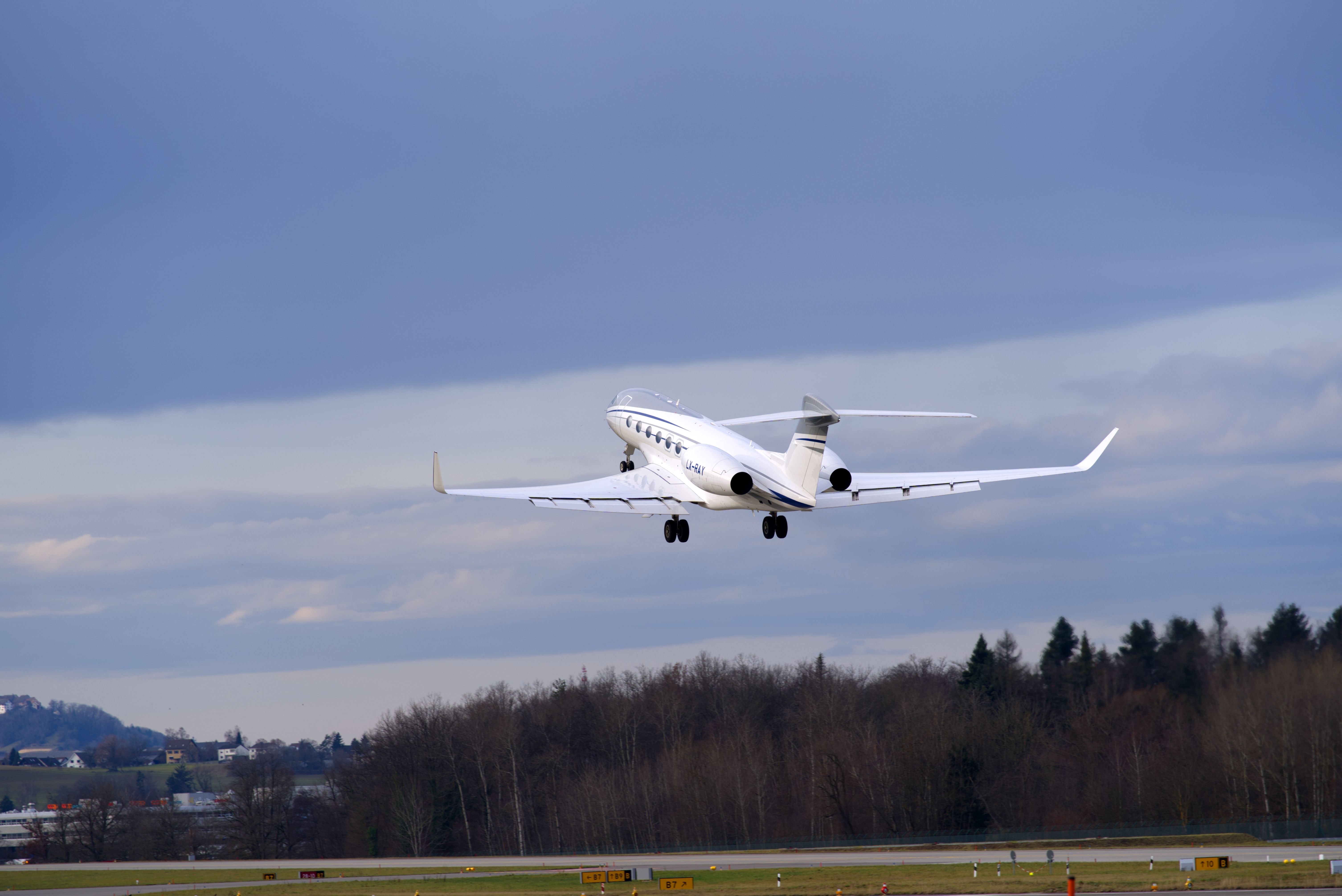 Airplane of Russian oligarch Roman Abramovich type Gulfstream G650 ER register LX-RAY