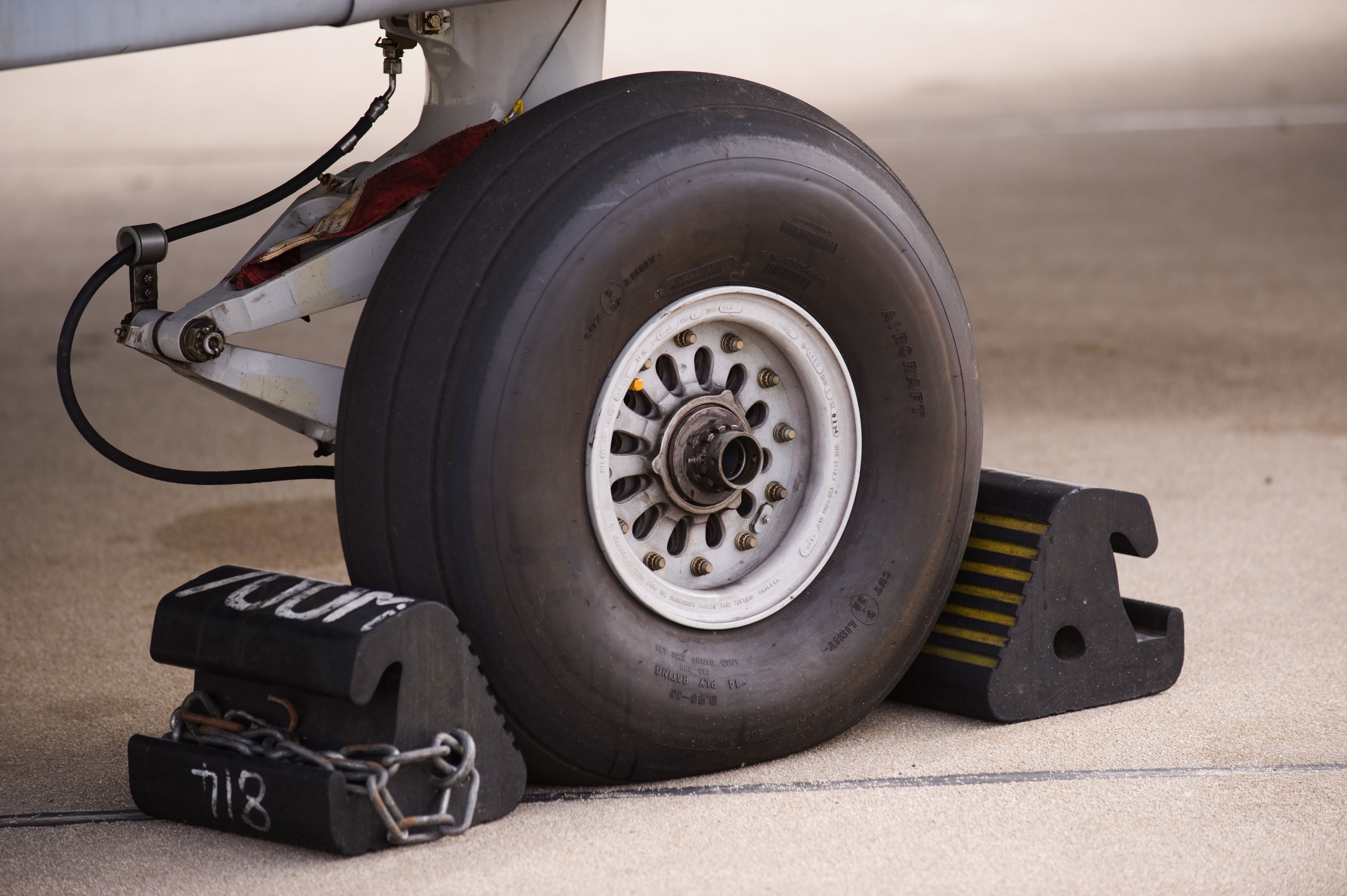Clinical aircraft tires
