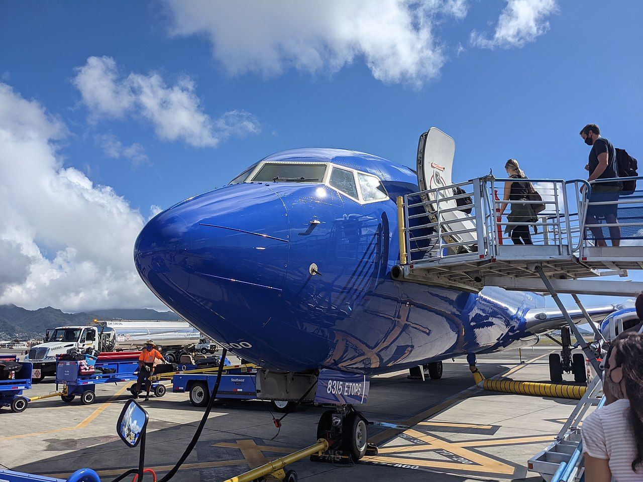 southwest_airlines_nose_at_hnl
