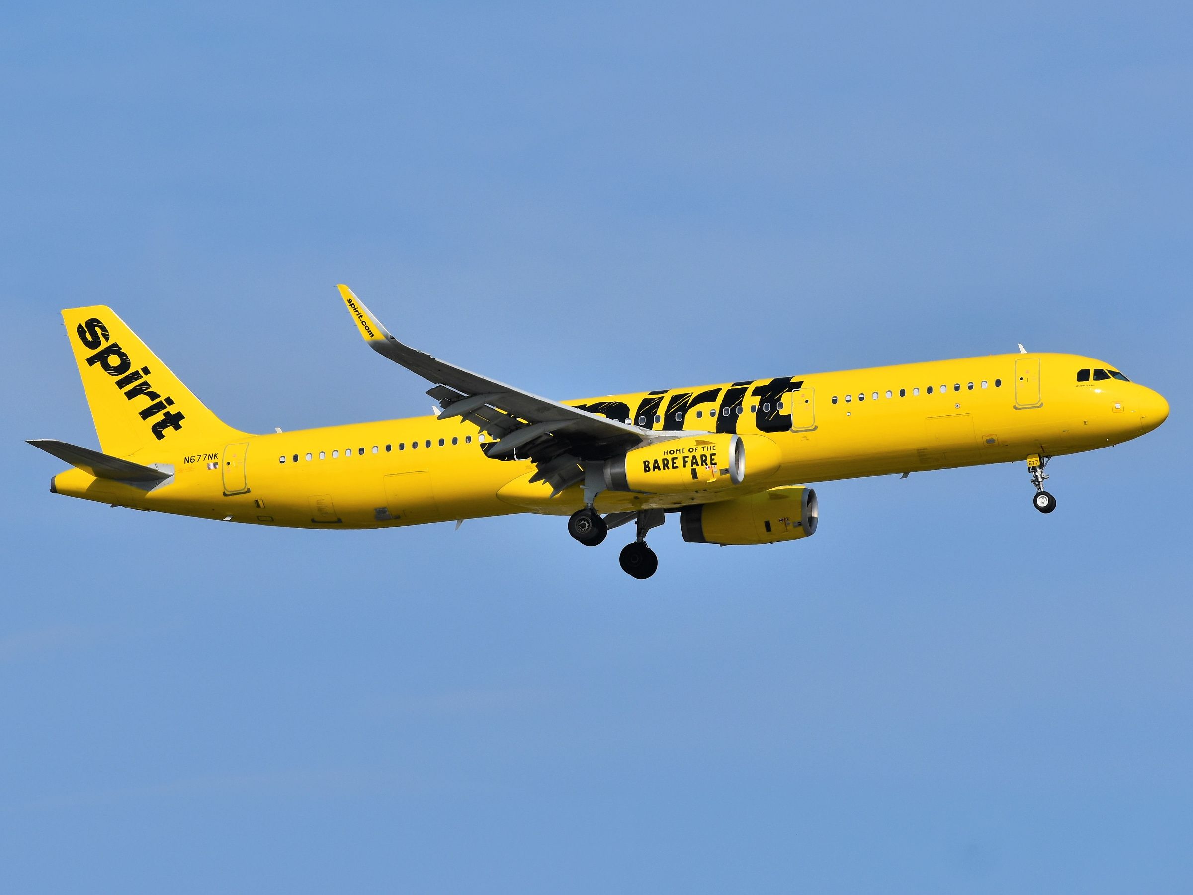 Spirit A321 landing in Newark