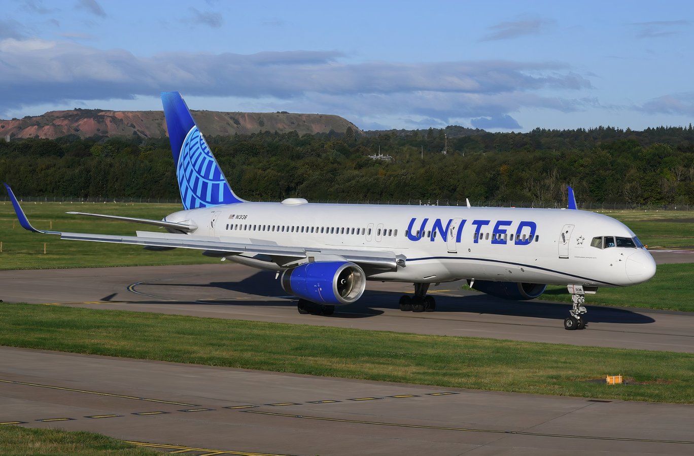 UA 757 EDI