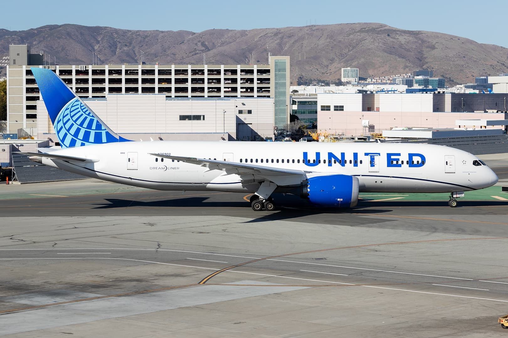 United 787-8A