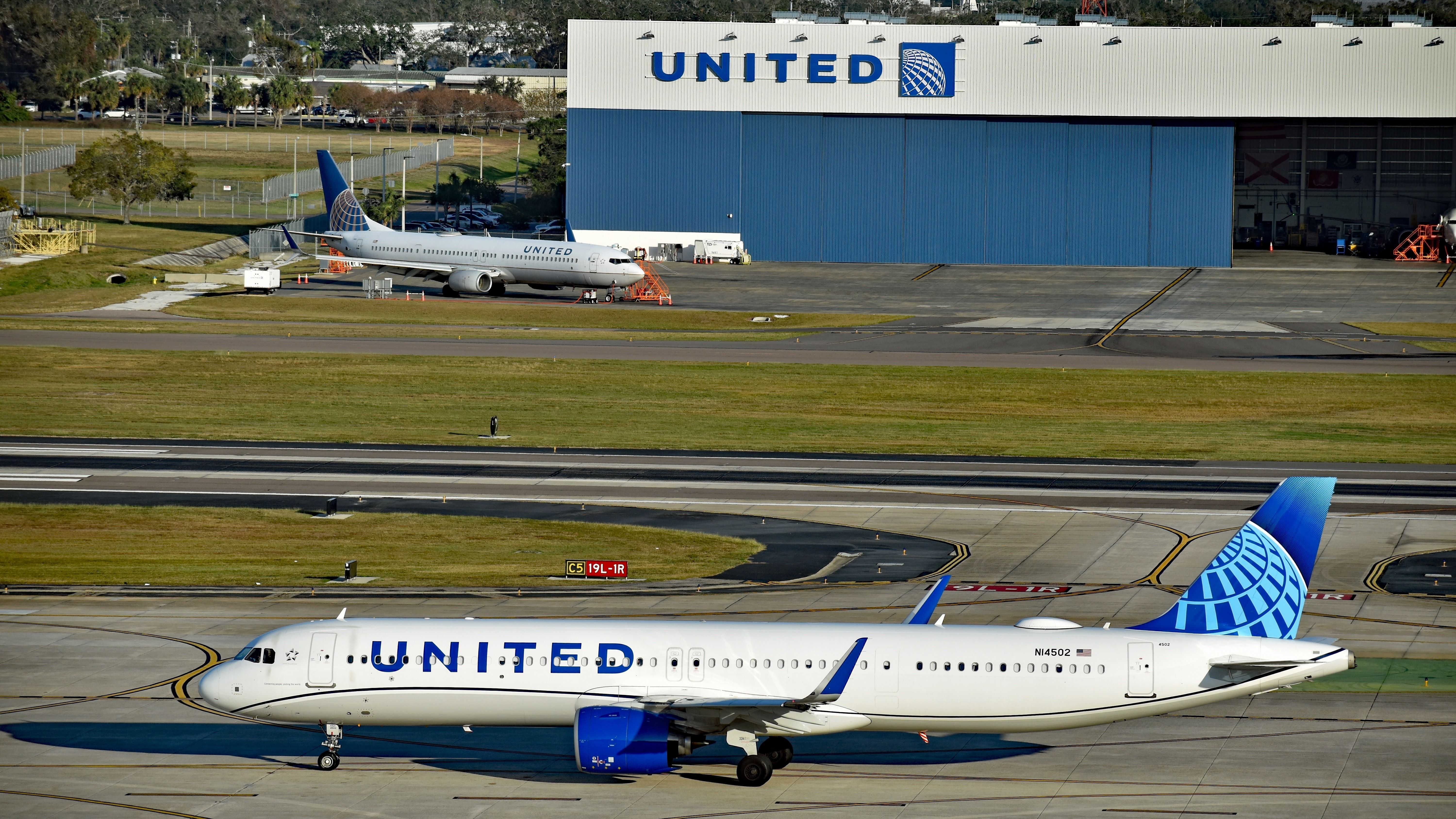 United Airlines Reports Record Q1 Revenue Of $13.2 Billion