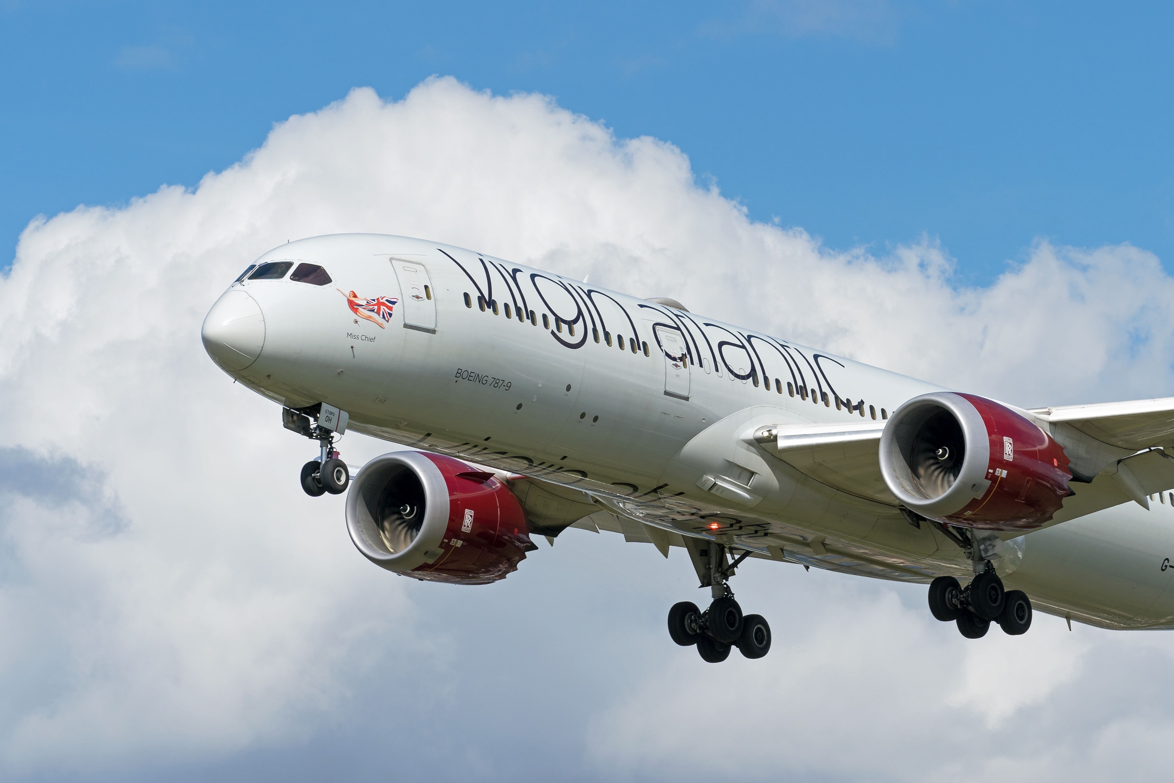 Virgin Atlantic Boeing 787-9 aterriza en el aeropuerto de Londres Heathrow LHR