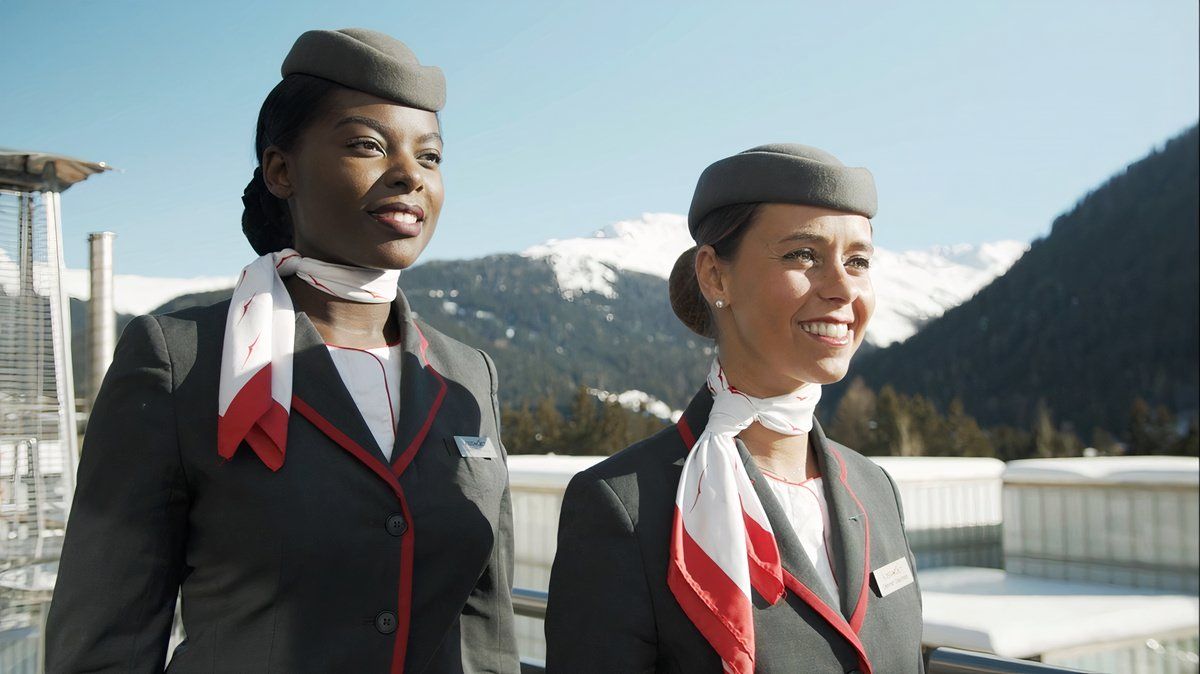 Vistajet-Cabin-Hostesses