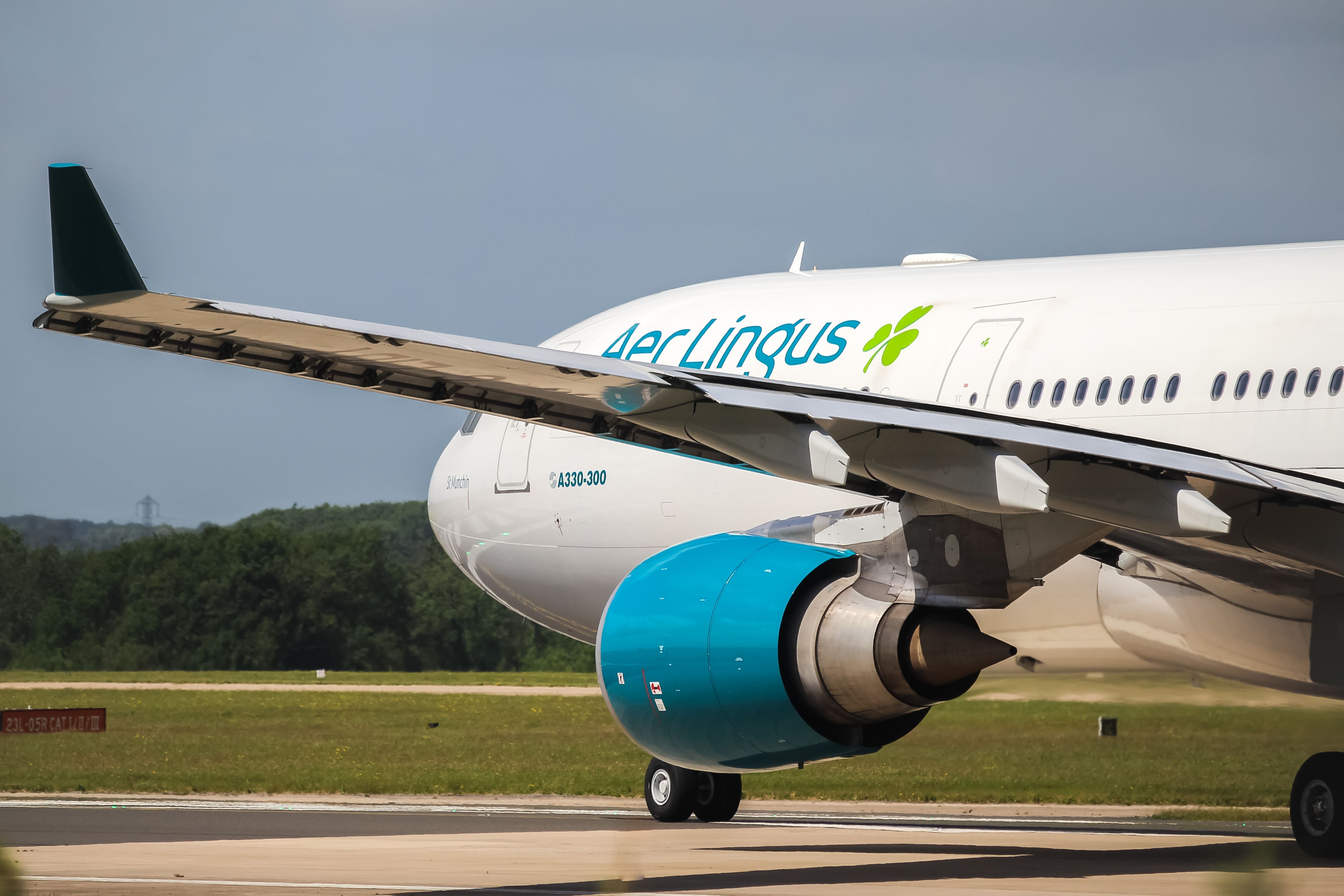 最終値下げ中　エアリンガスAirbus 330-300 エアリンガスAirbus かげる 330-300