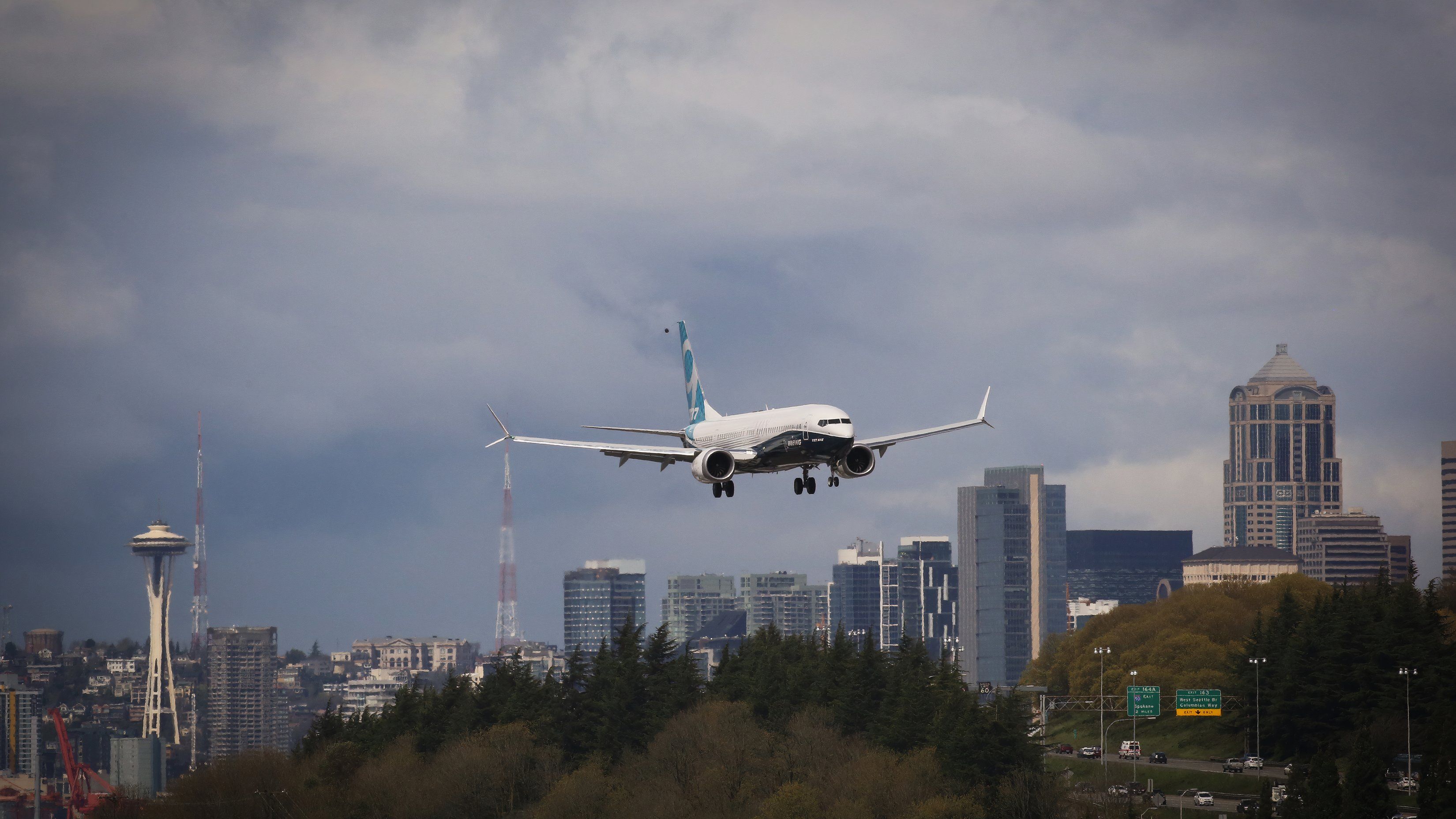 Boeing 737 MAX 9 flying