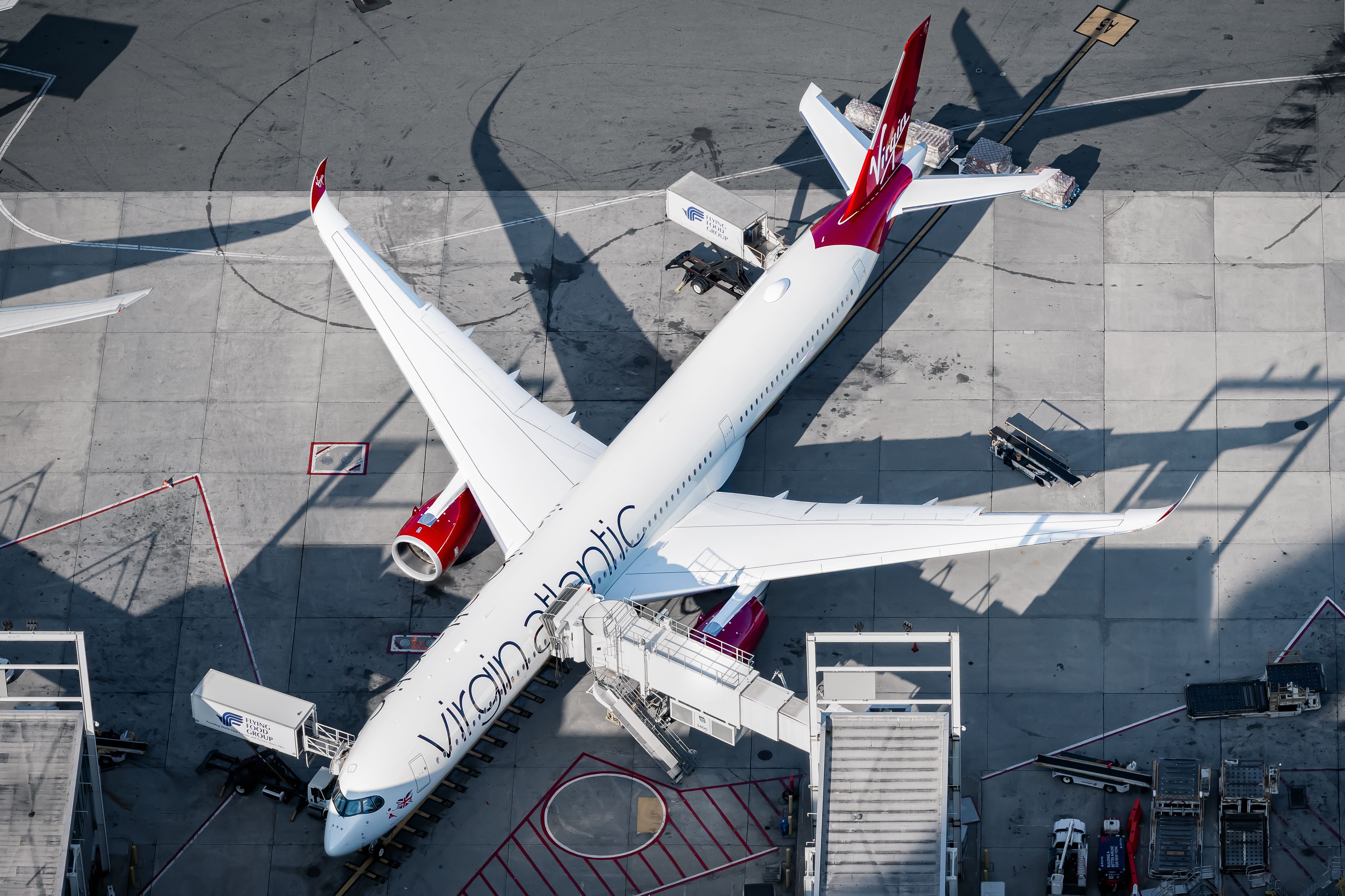G-VLUX Virgin Atlantic Airbus A350-1041