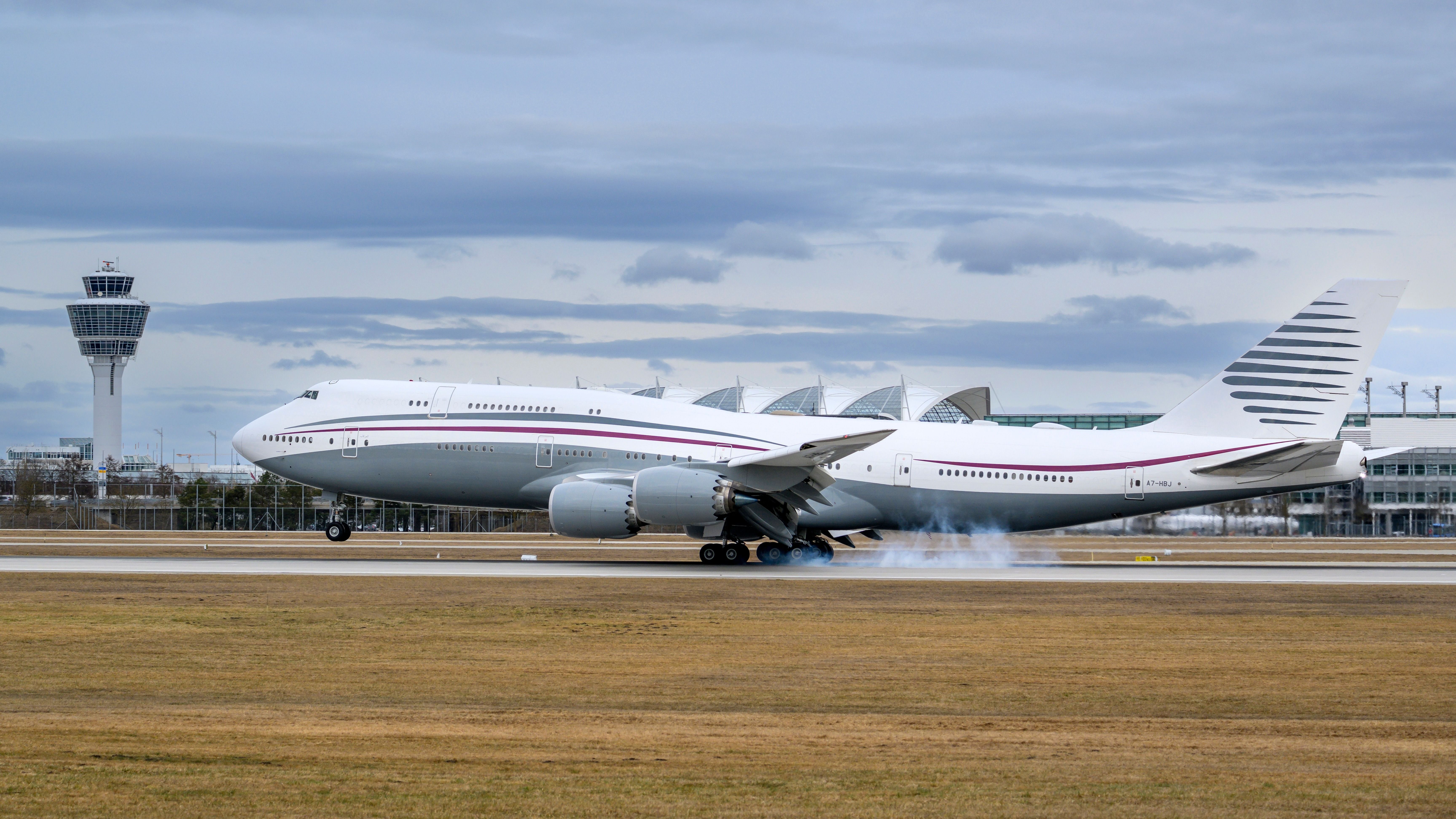 Trump Administration To Be Gifted A Luxury Boeing 747-8 From The Qatari Royal Family
