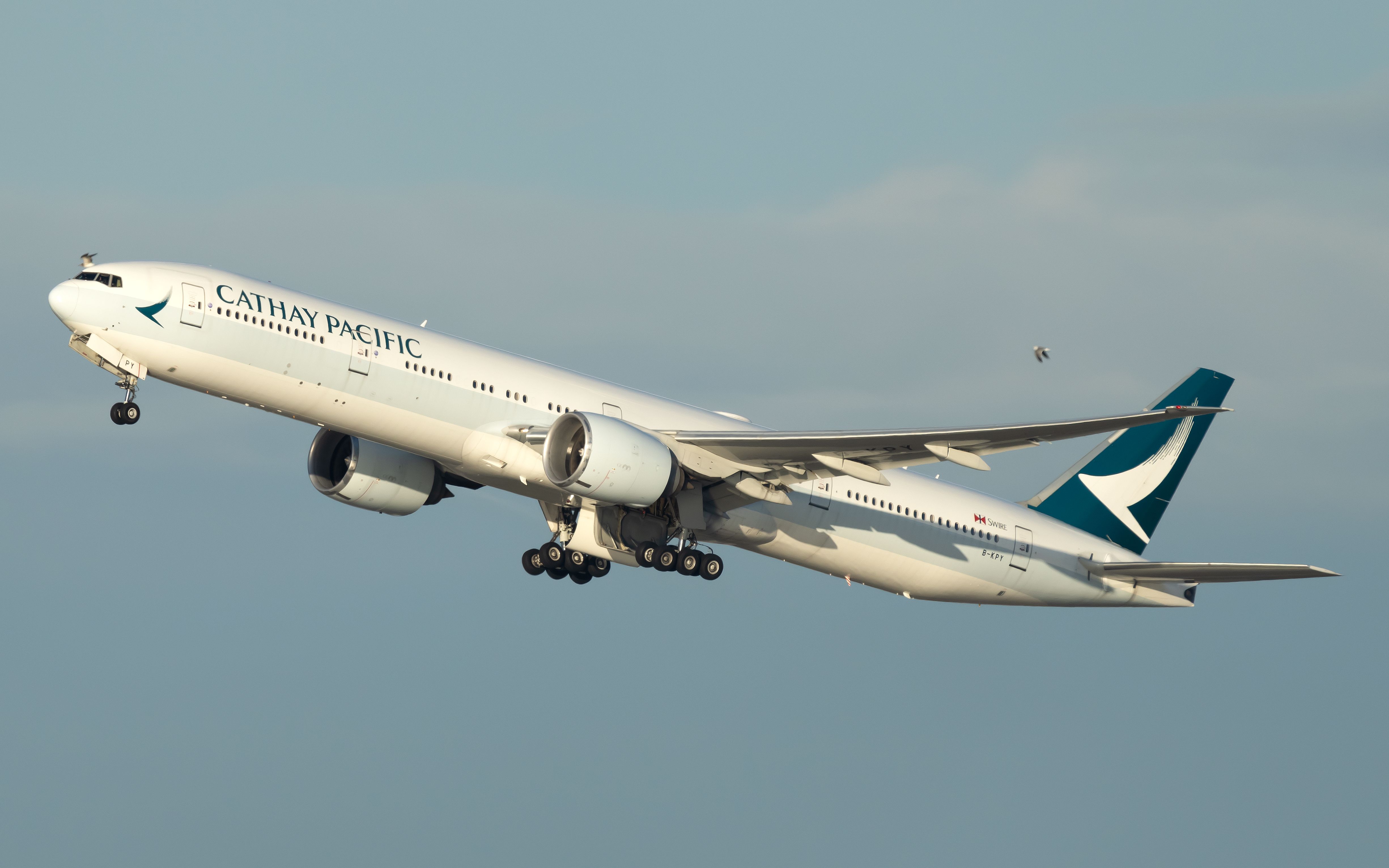 B-Kpy Cathay Pacific Boeing 777-367 (er) (1)