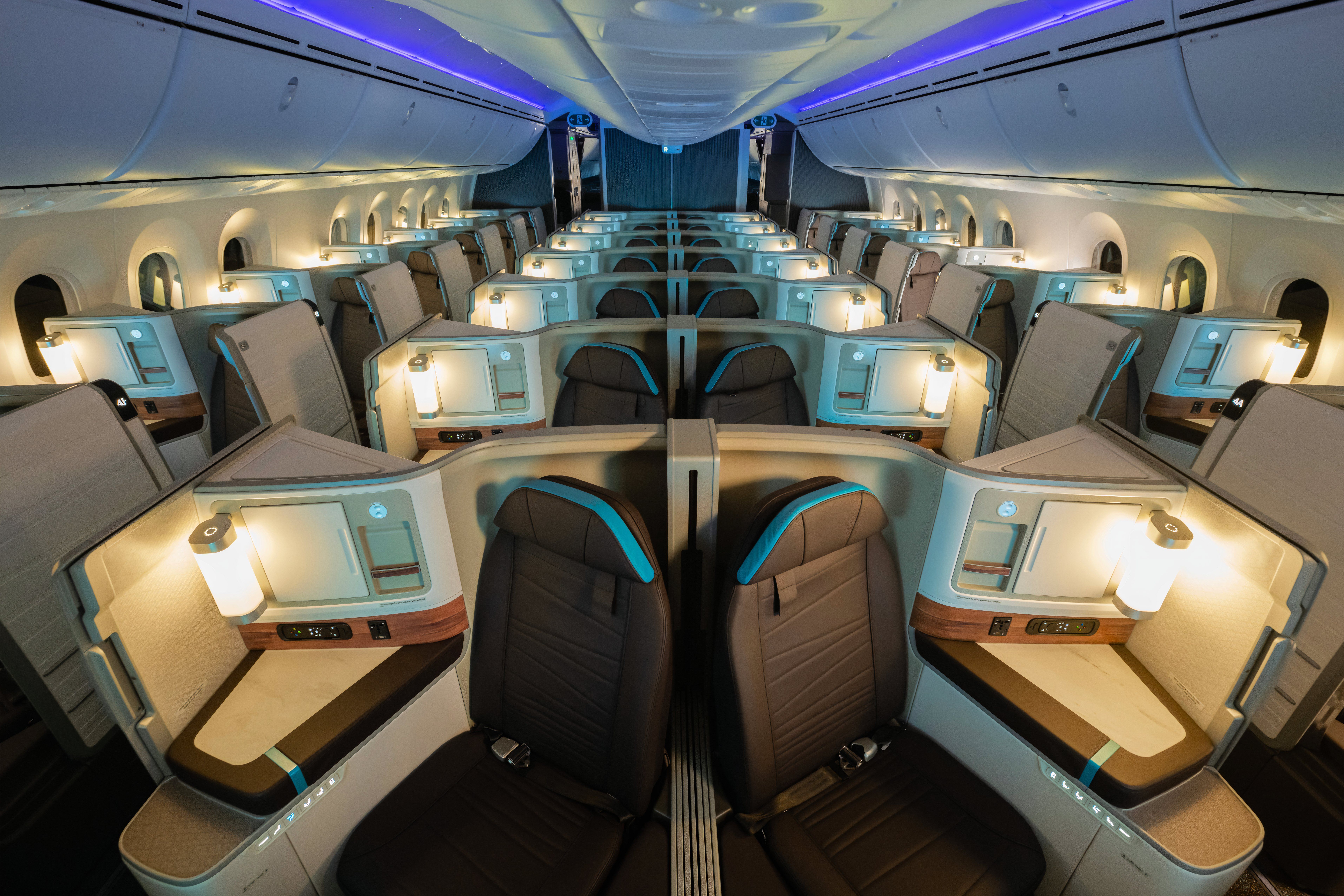 Boeing+787-9+Premium+Cabin_main1