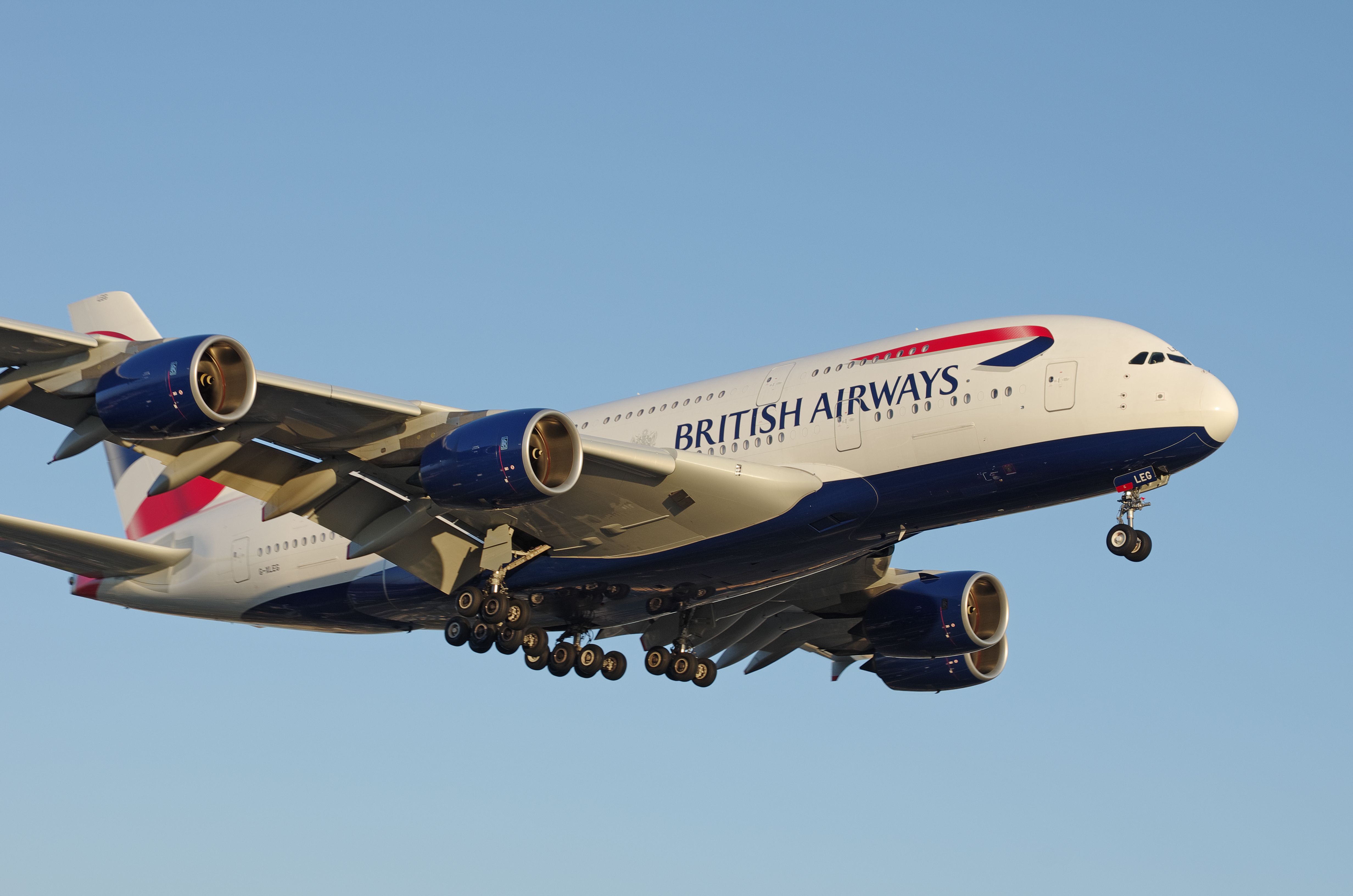 British Airways Airbus A380 landing shutterstock_281285078