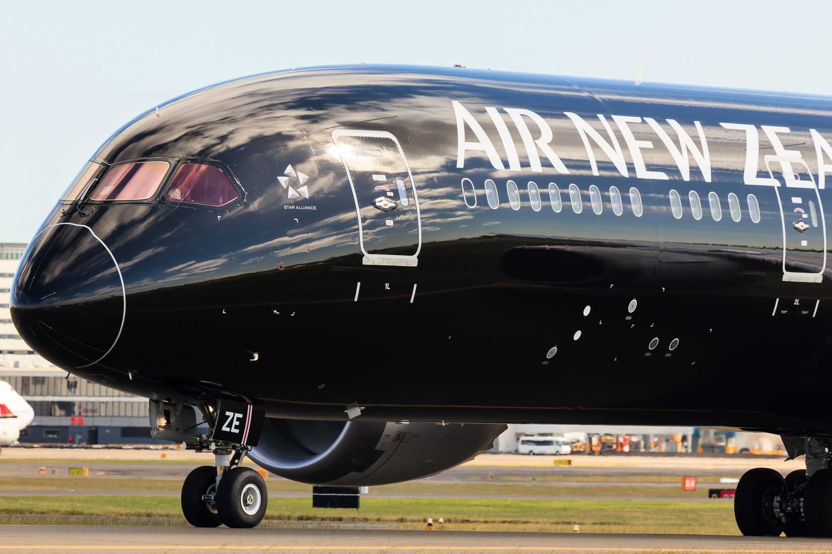 Air New Zealand 787-9 shutterstock_239607589