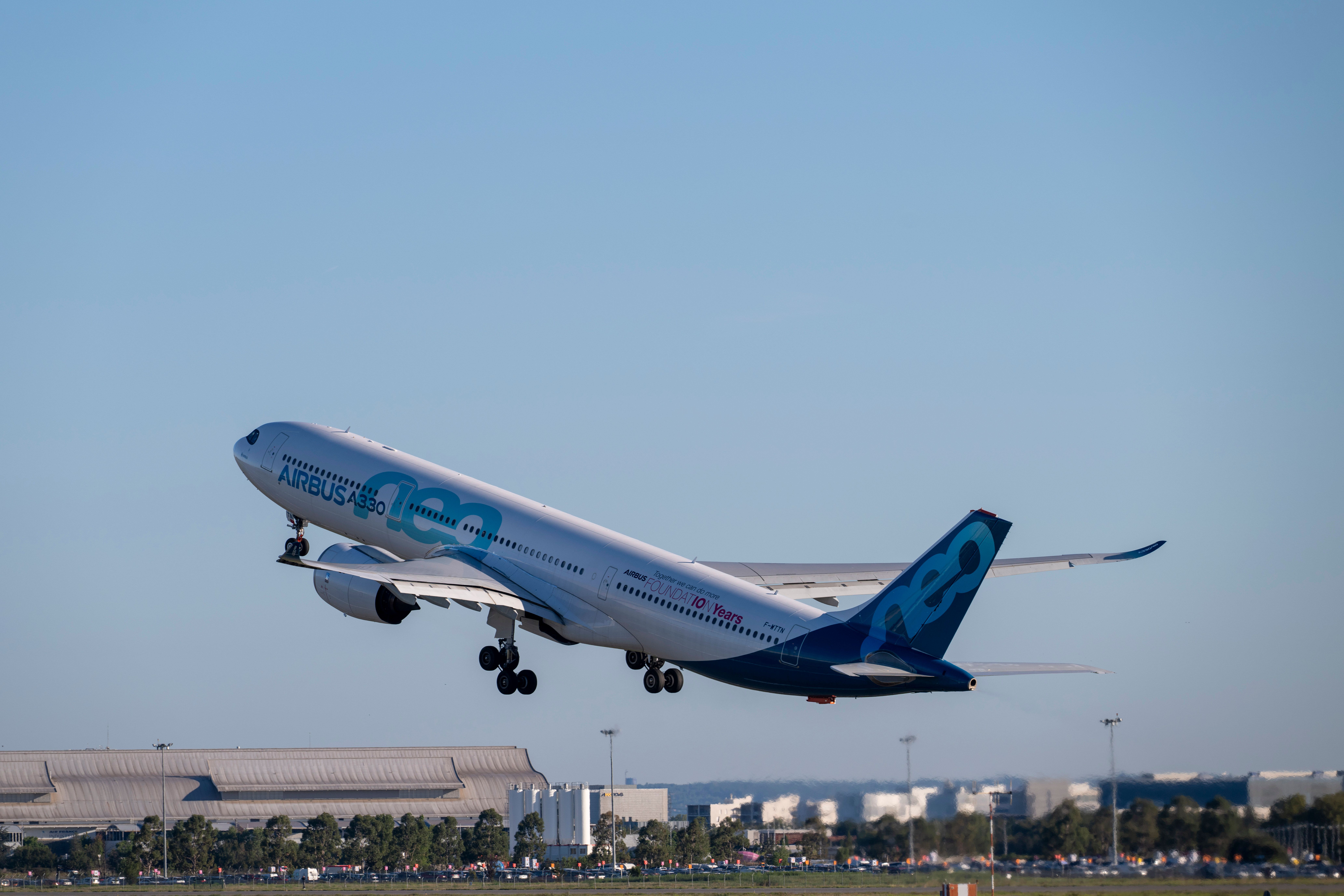 Airbus A330neo takeoff